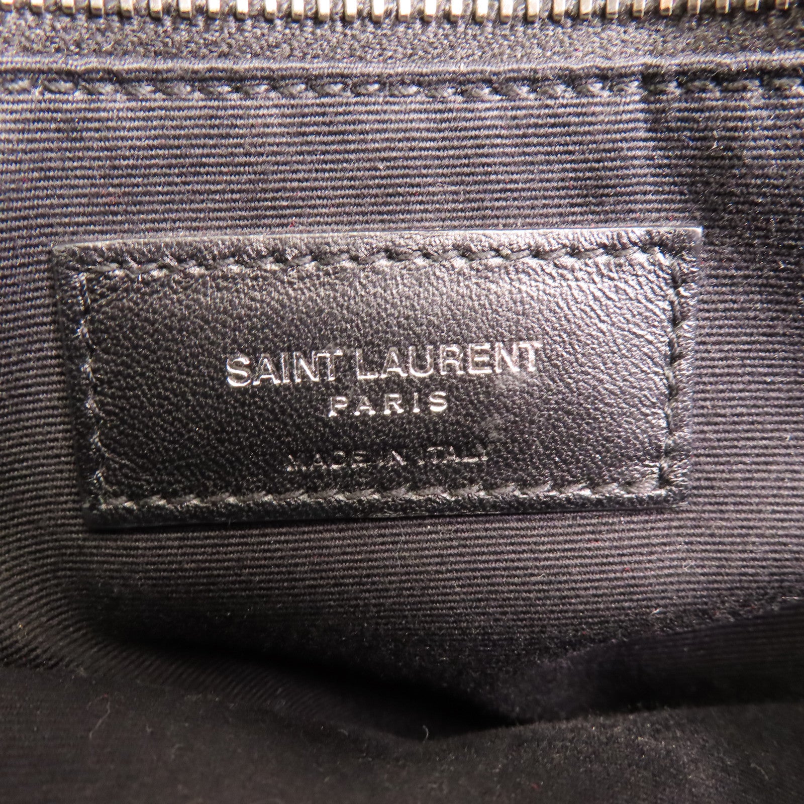 YVES SAINT LAURENT 羊皮皮革Lou Lou Chain Shoulder銀扣肩背袋