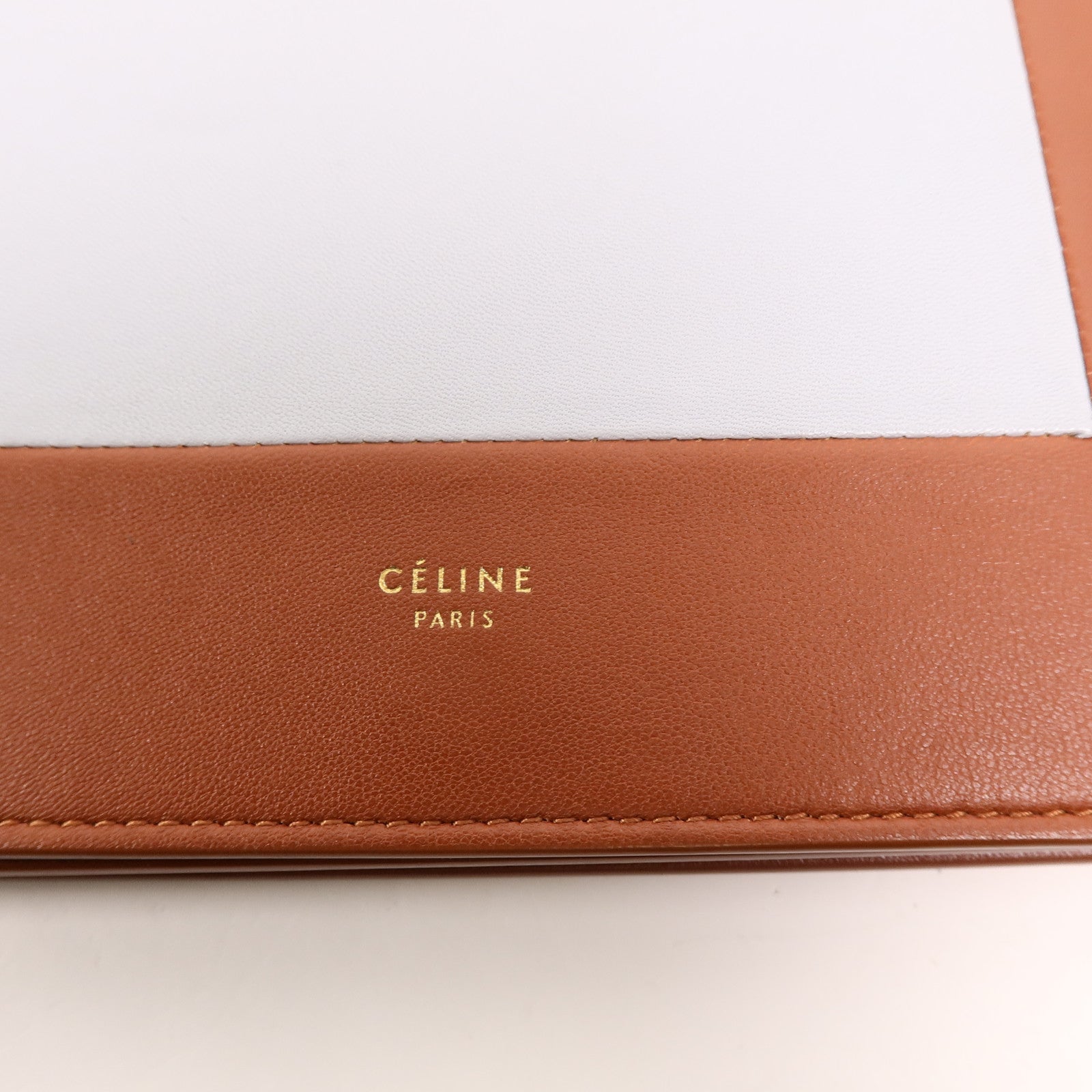 CELINE 牛皮皮革Frame Wallet On Chain鏈帶肩背袋
