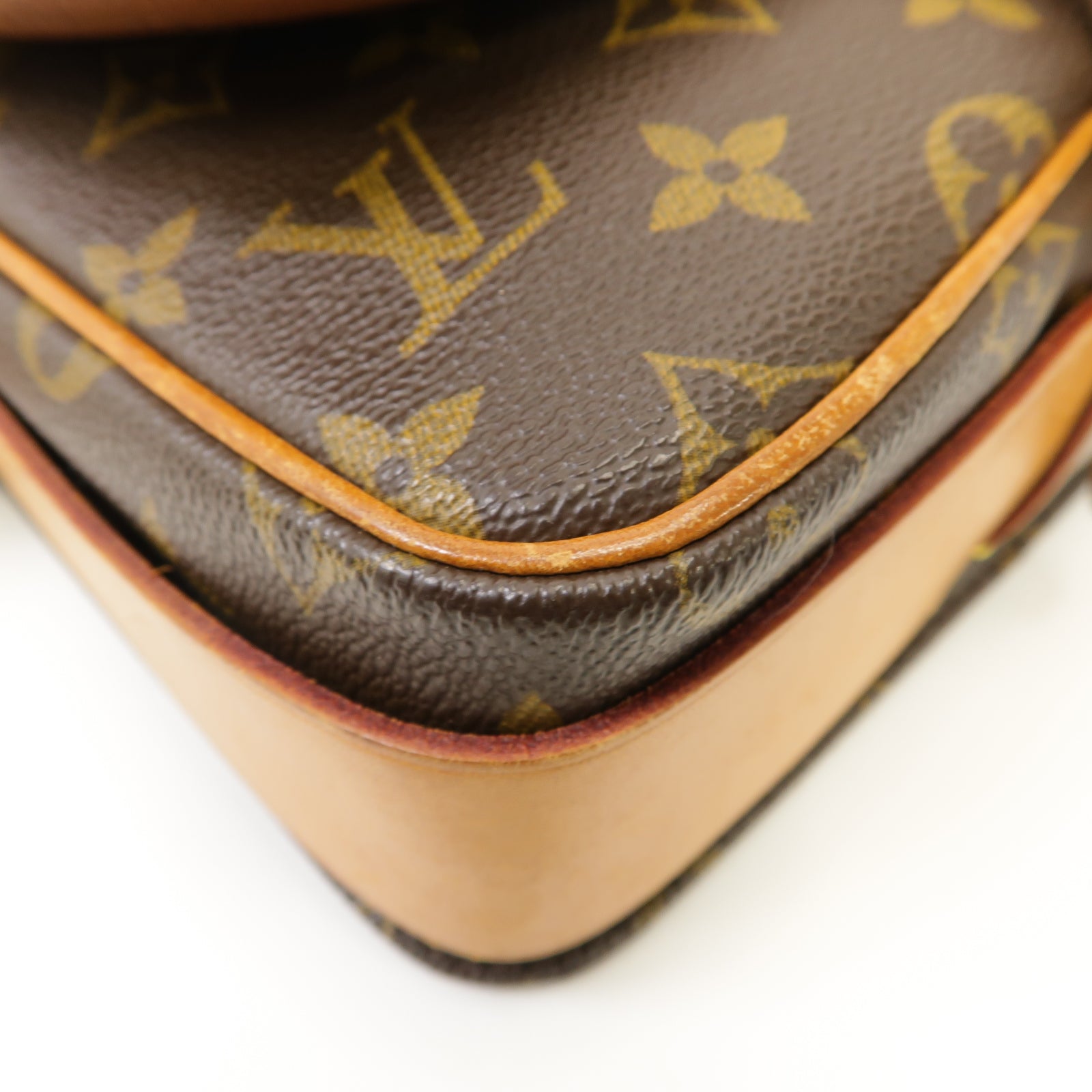 LOUIS VUITTON Monogram Cartouchiere金扣肩背袋棕色