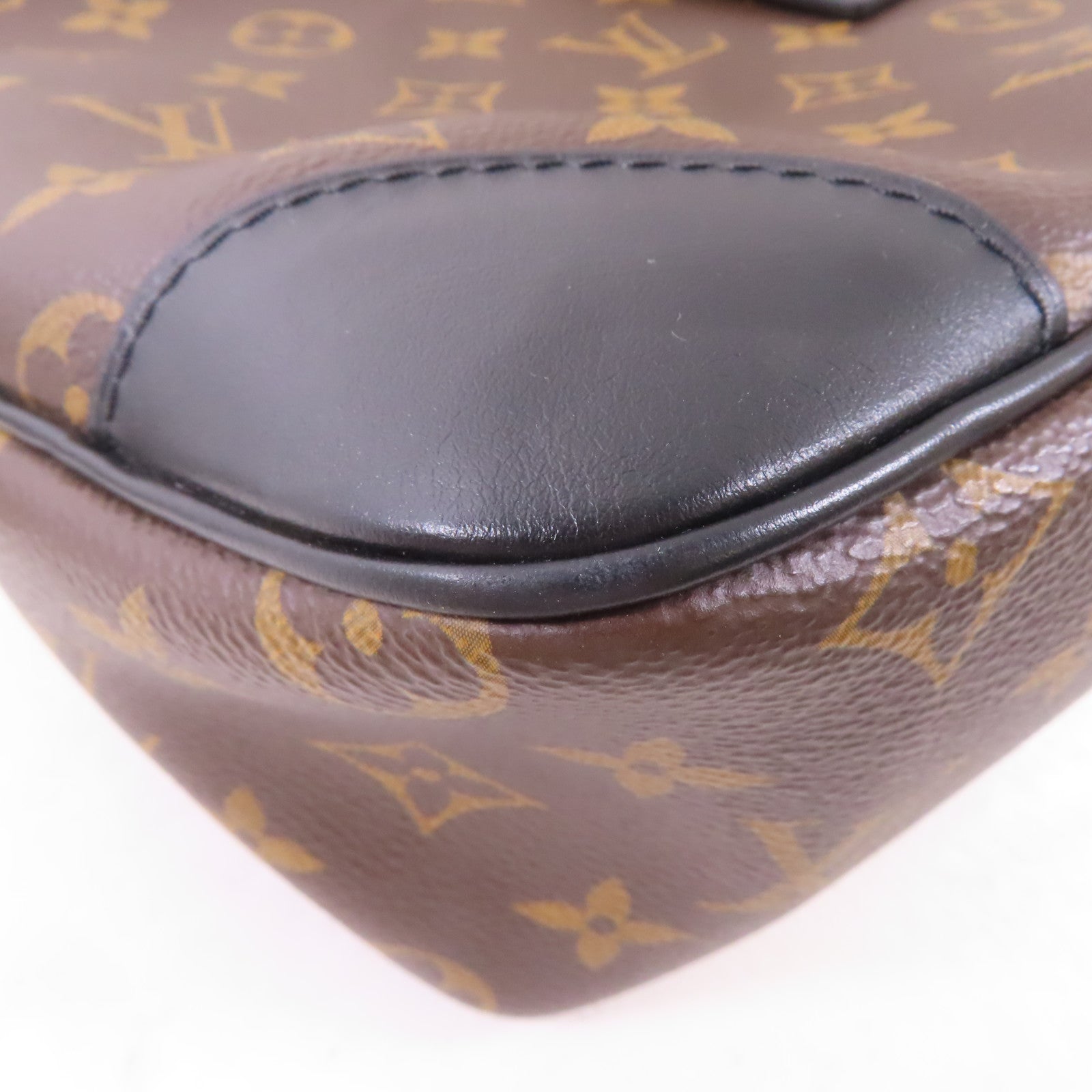 LOUIS VUITTON Monogram Odeon MM金扣肩背袋啡色