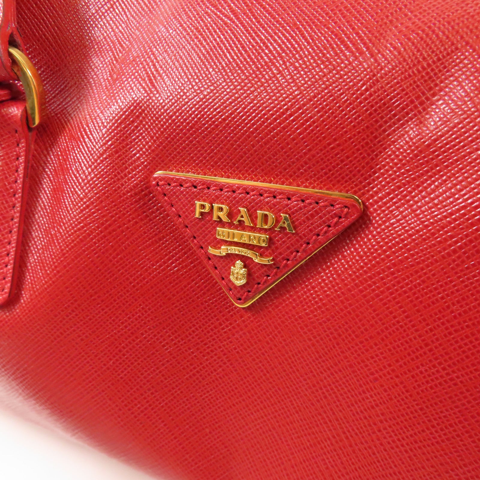 PRADA 牛皮皮革Shoulder Bag金扣肩背袋