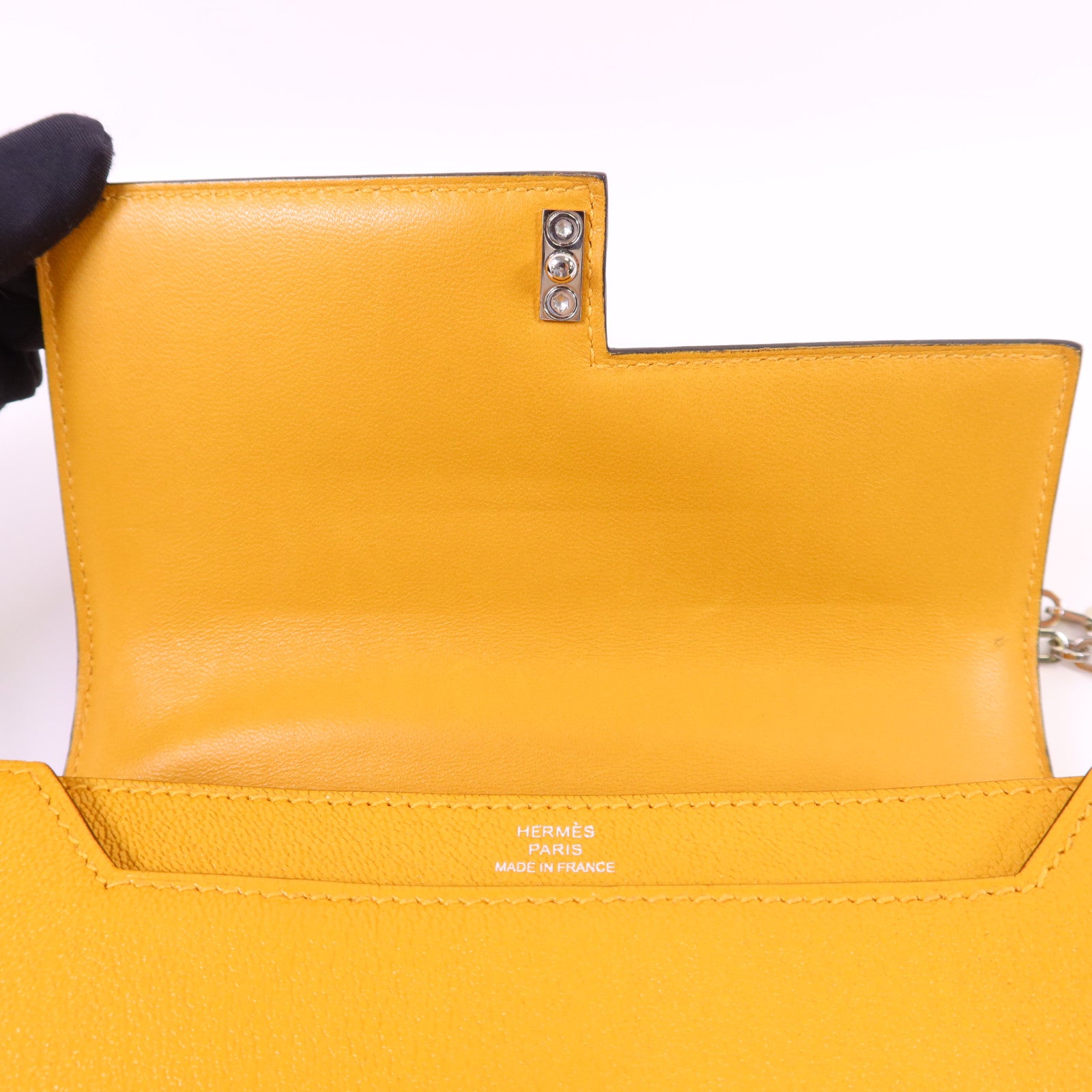 HERMES Chevre皮革Verrou Mini銀扣鏈帶肩背袋Jaune Ambre