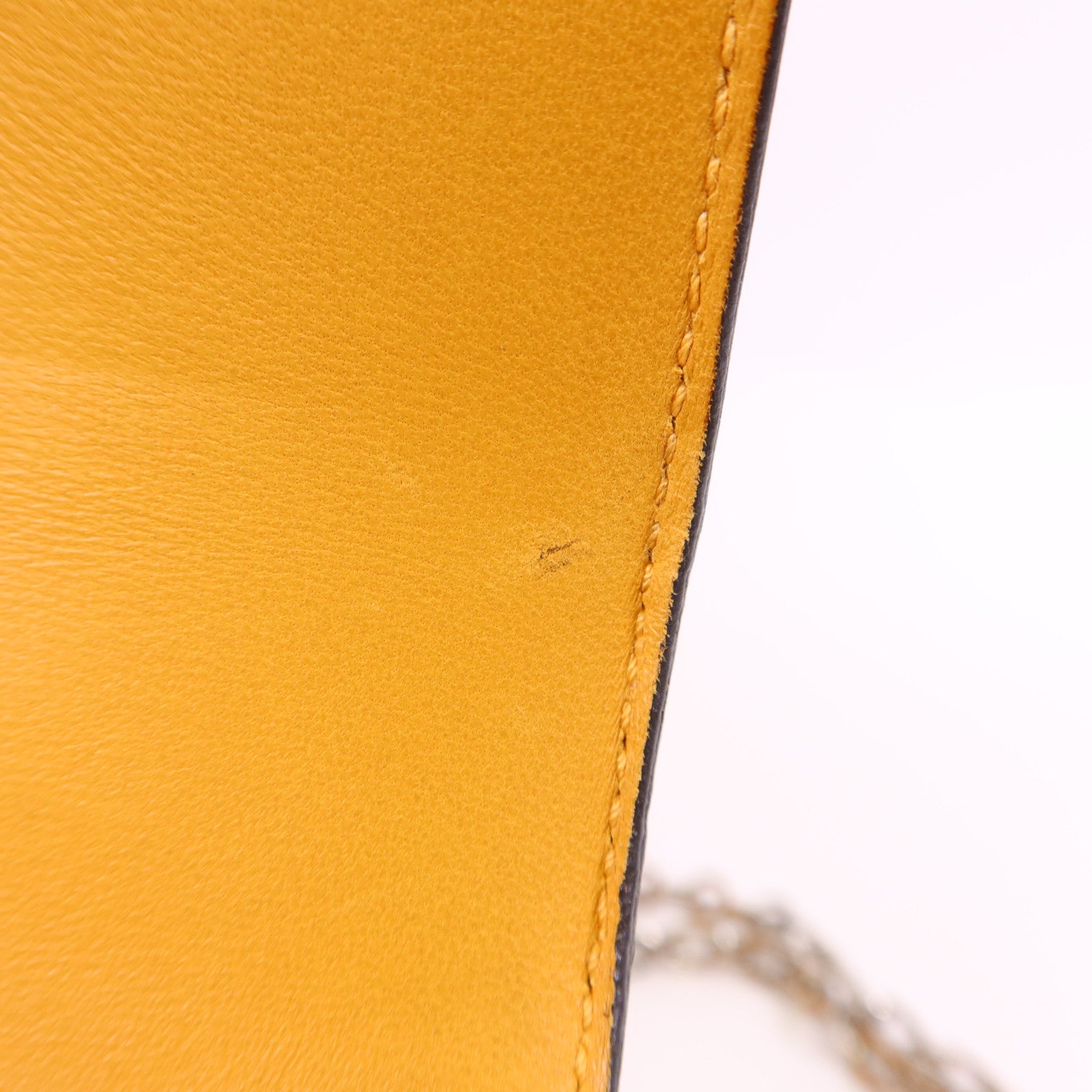 HERMES Chevre皮革Verrou Mini銀扣鏈帶肩背袋Jaune Ambre