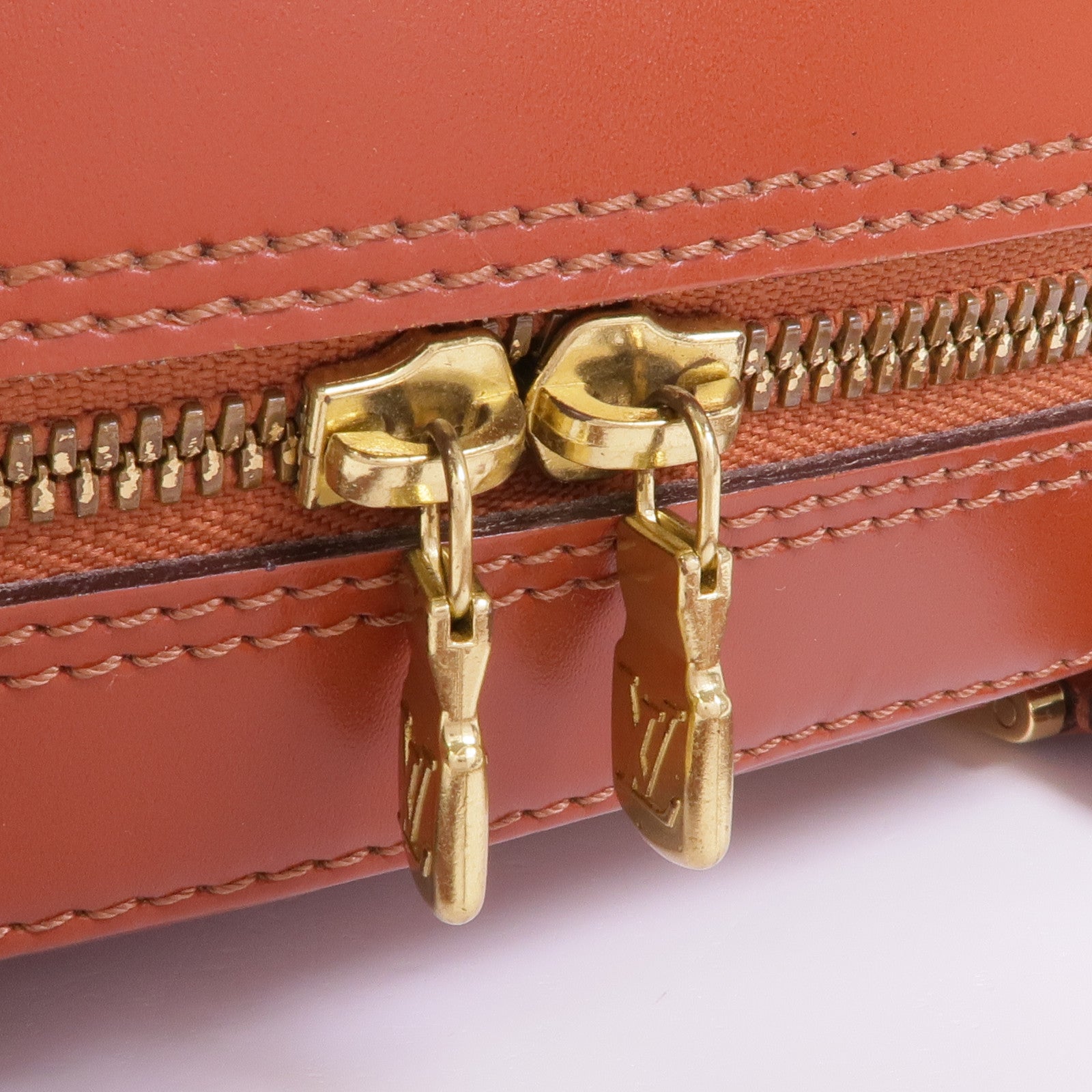 LOUIS VUITTON Epi Sablon金扣手挽袋