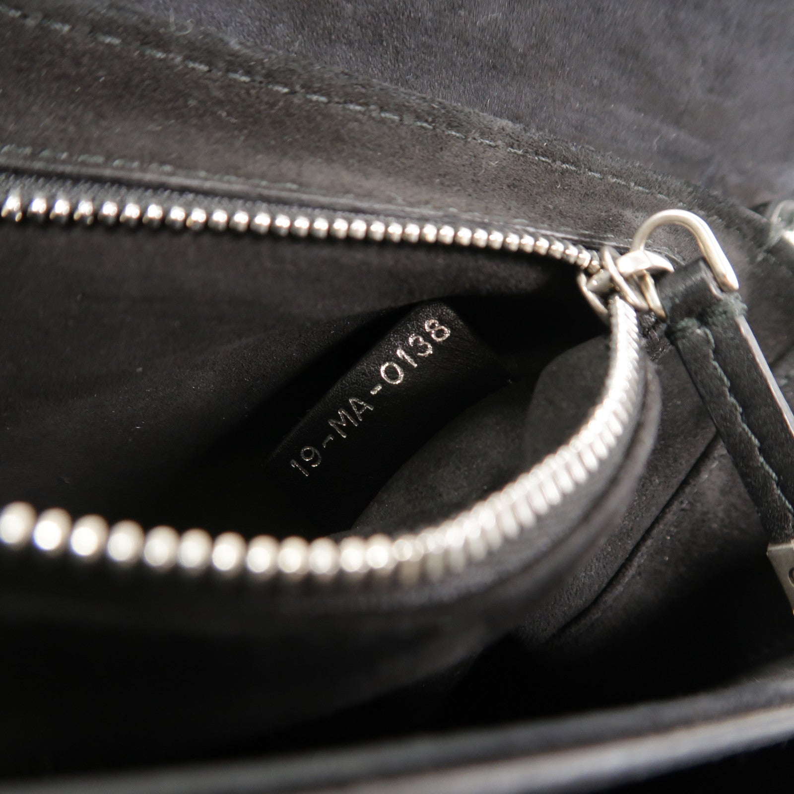 Dior 牛皮皮革Dior Evolution Flap Bag肩背袋