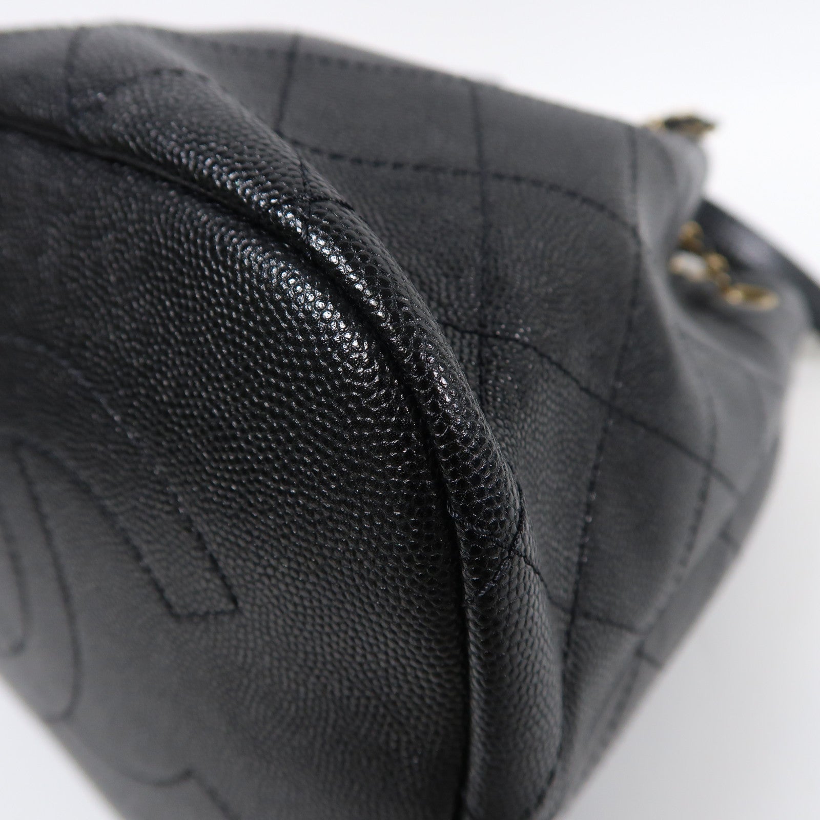 CHANEL 牛皮皮革Bucket Bag金扣手挽肩背兩用袋黑色