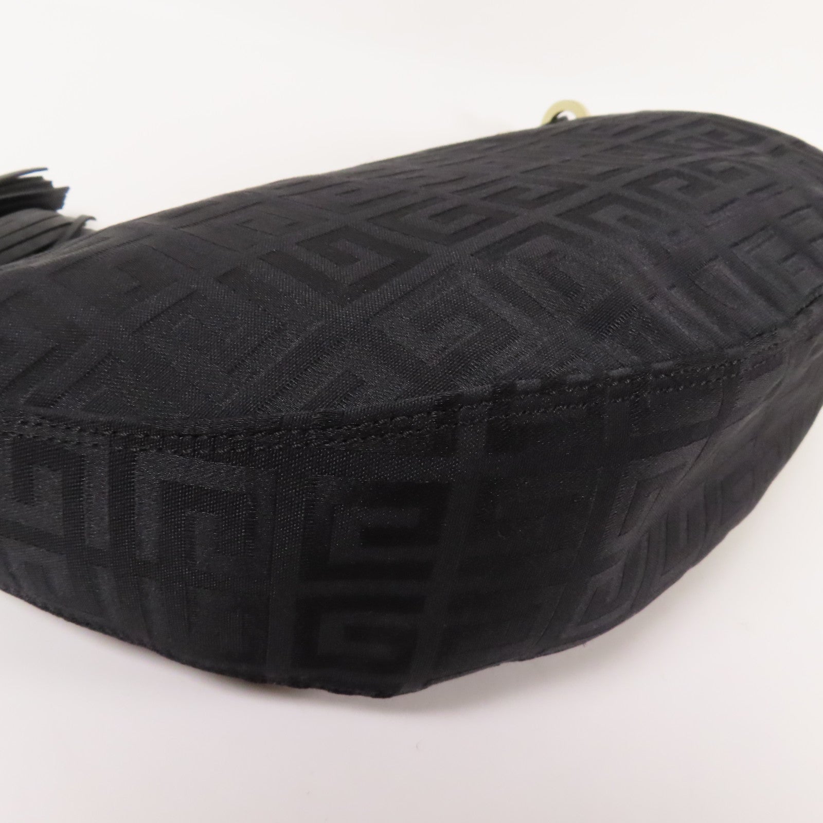 GIVENCHY 帆布Shoulder Bag金扣肩背袋