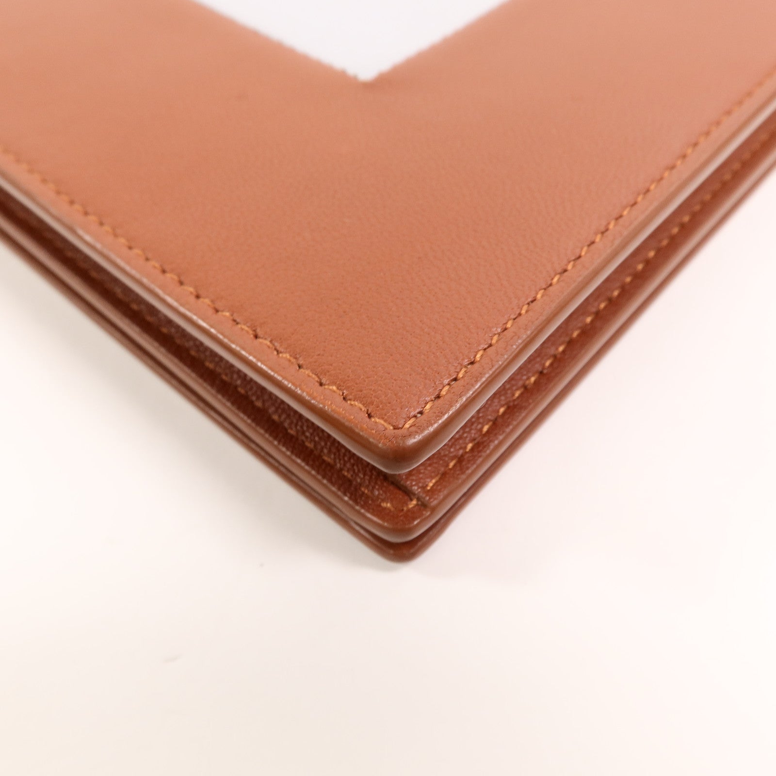 CELINE 牛皮皮革Frame Wallet On Chain鏈帶肩背袋