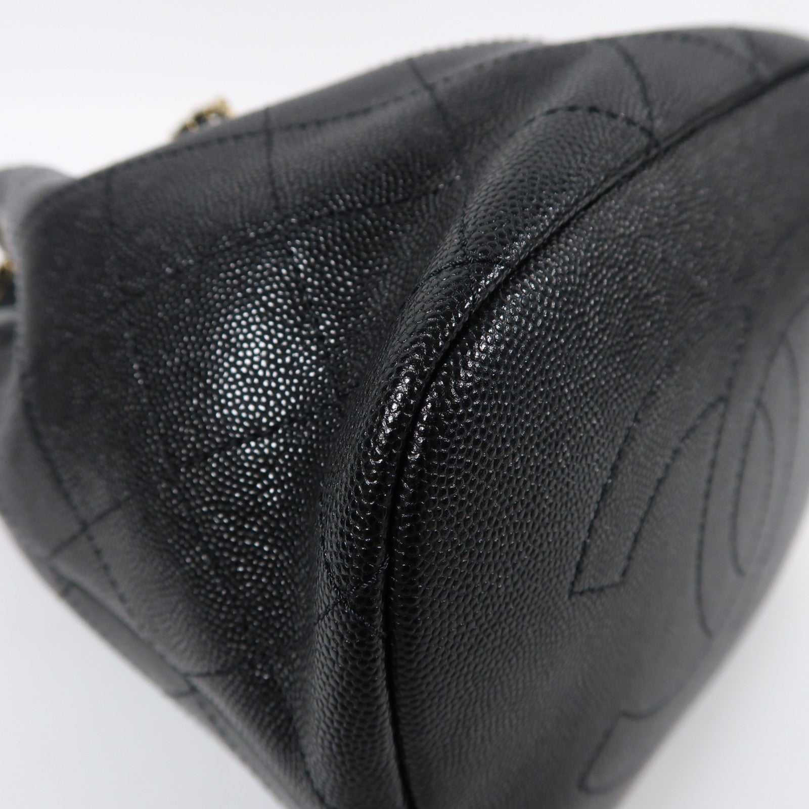 CHANEL 牛皮皮革Bucket Bag金扣手挽肩背兩用袋黑色