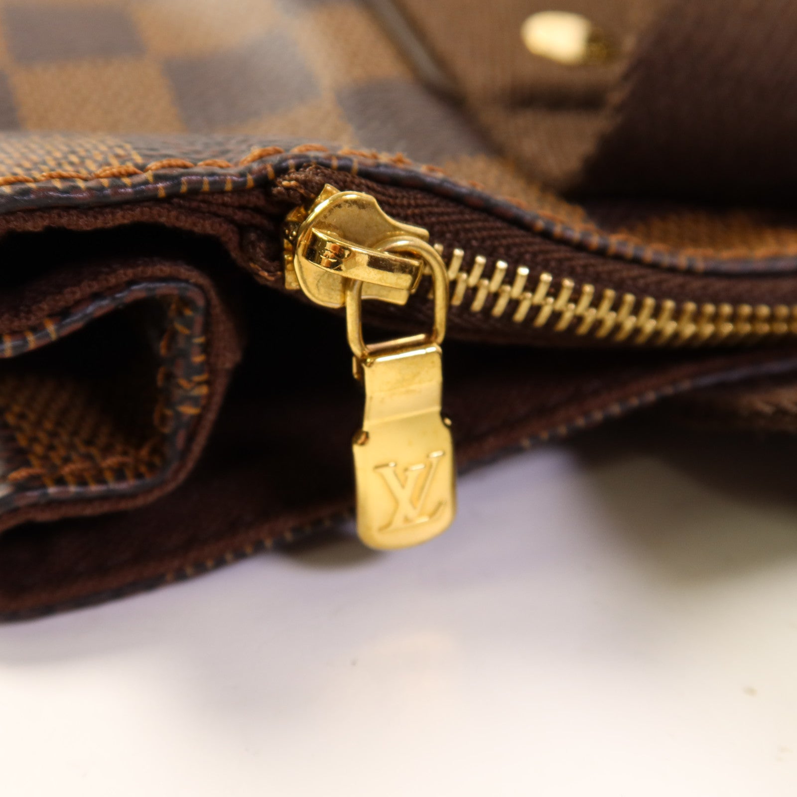 LOUIS VUITTON Damier Beaubourg金扣肩背袋/手挽袋棕色