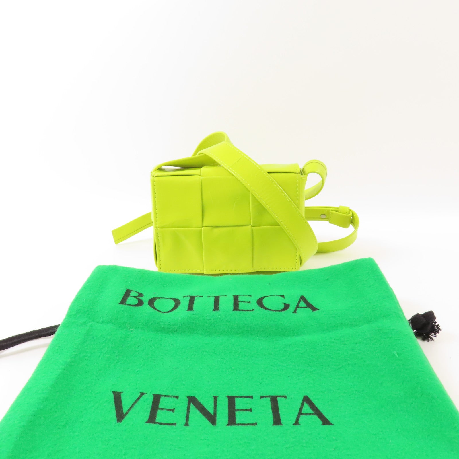 BOTTEGA VENETA 【激減優惠】牛皮皮革Cassette Bag肩背袋