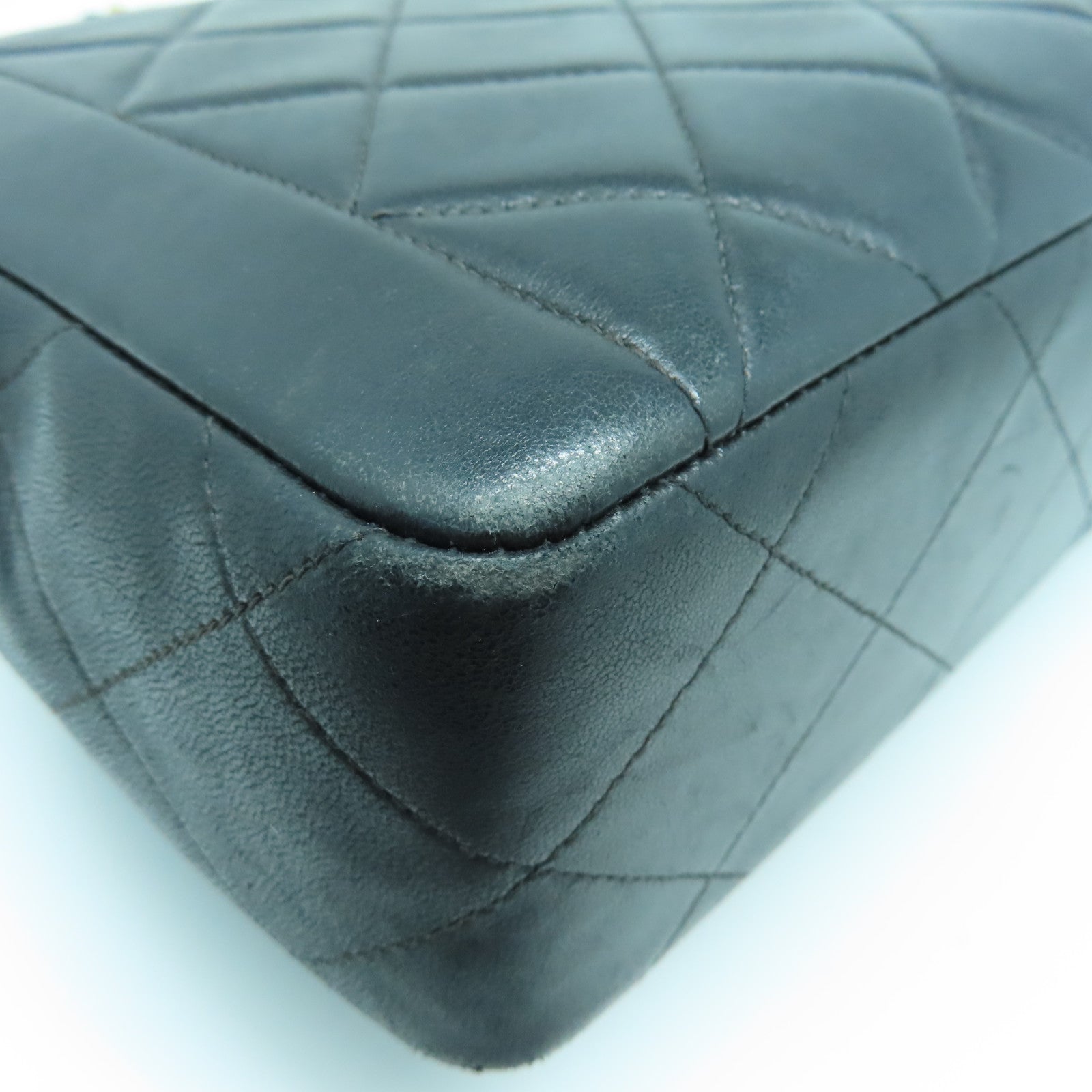 CHANEL 菱格羊皮皮革Chain Shoulder Bag金扣链带肩背袋黑色