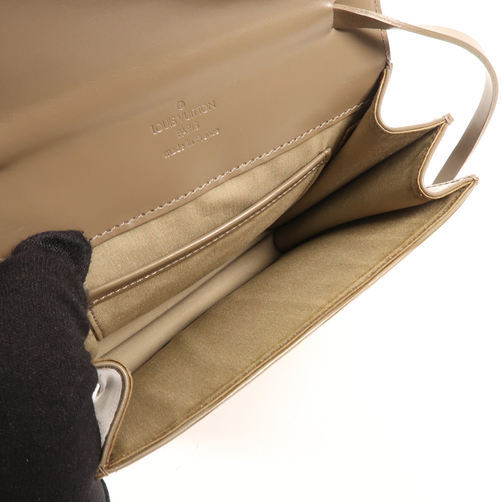 LOUIS VUITTON Epi Saint Tropez銀扣肩背袋
