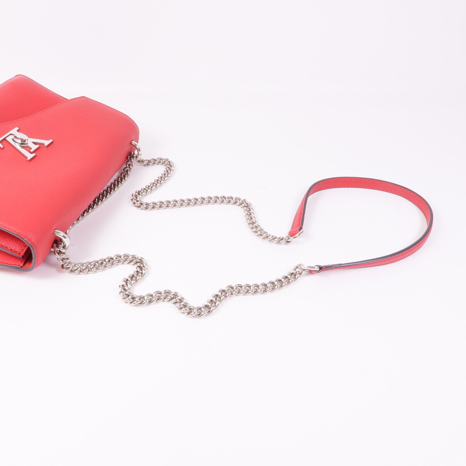 LOUIS VUITTON 牛皮皮革My Lockme BB銀扣鏈帶肩背袋