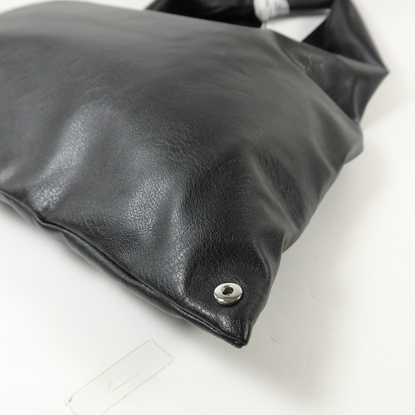 MM6 牛皮皮革Classic Japanese bag M肩背袋
