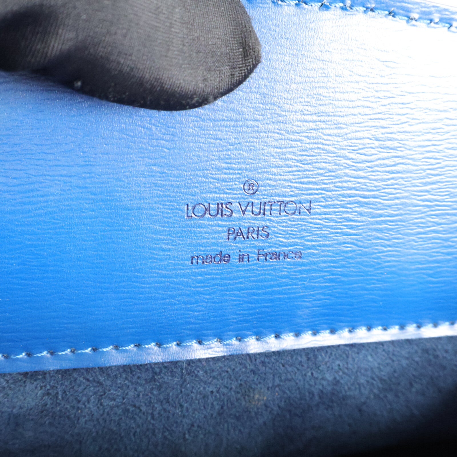 LOUIS VUITTON Epi Cluny肩背袋