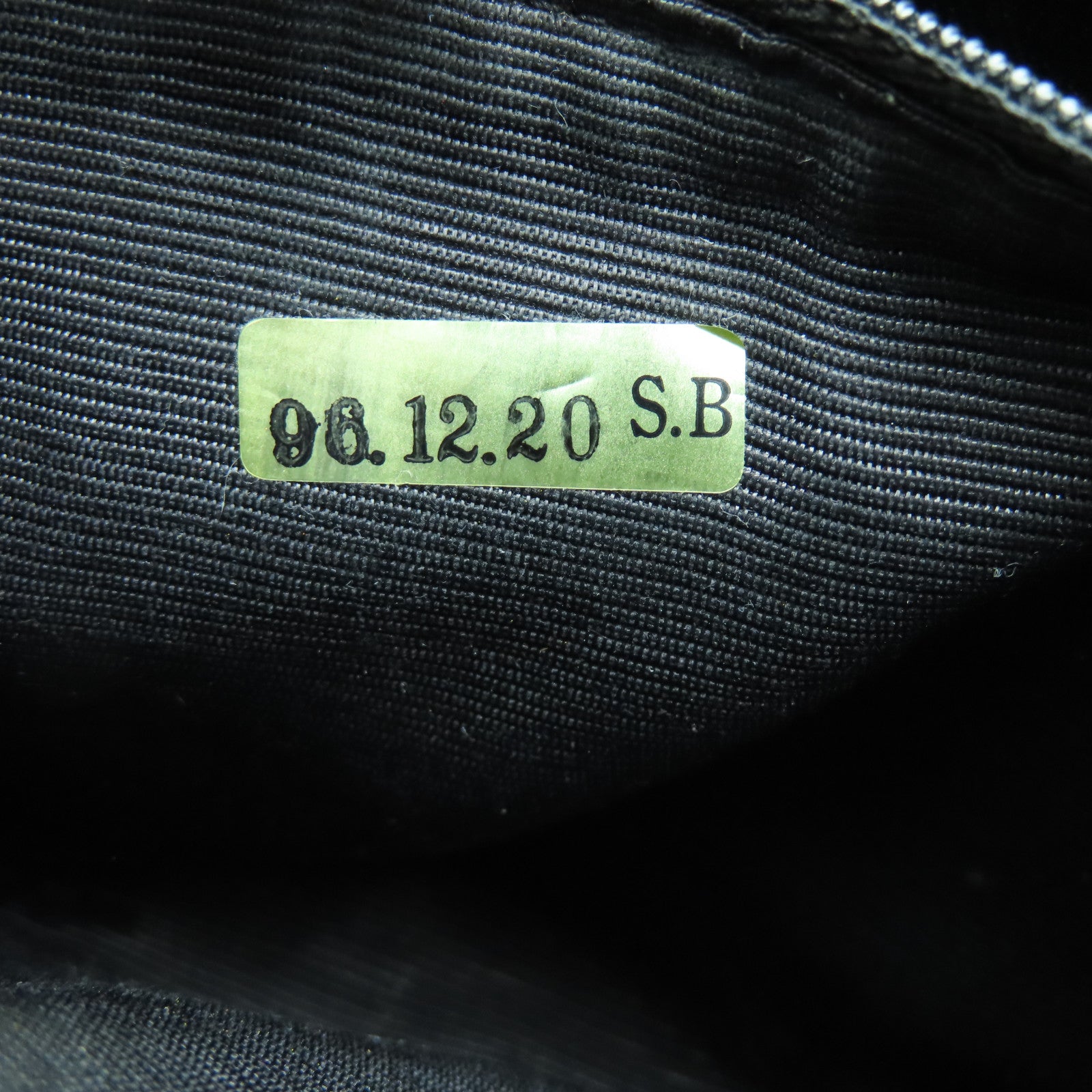 CHANEL 菱格羊皮皮革Chain Shoulder Bag金扣链带肩背袋黑色