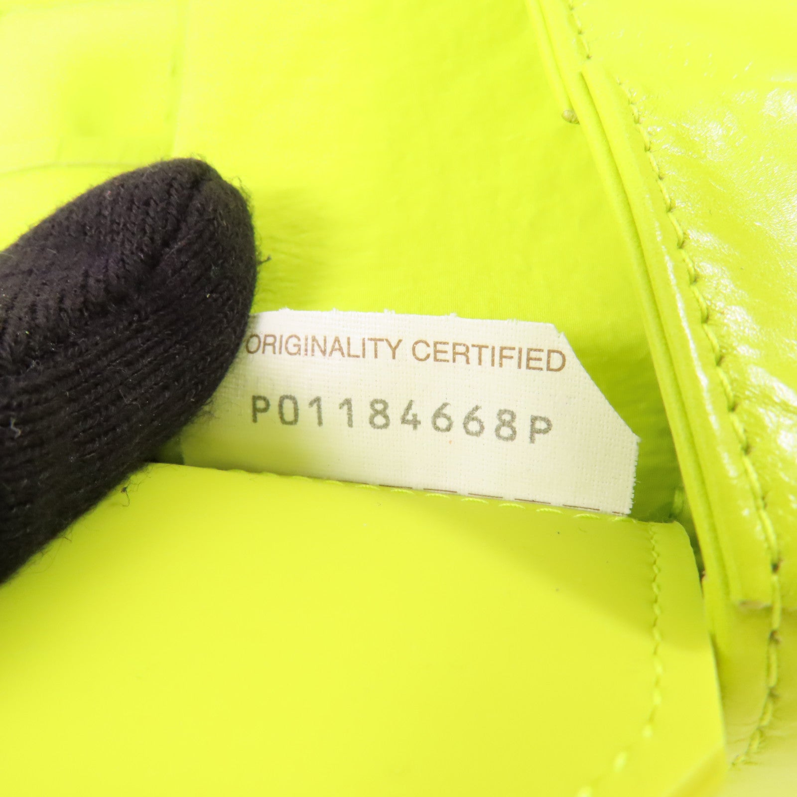 BOTTEGA VENETA 牛皮皮革Cassette Bag肩背袋