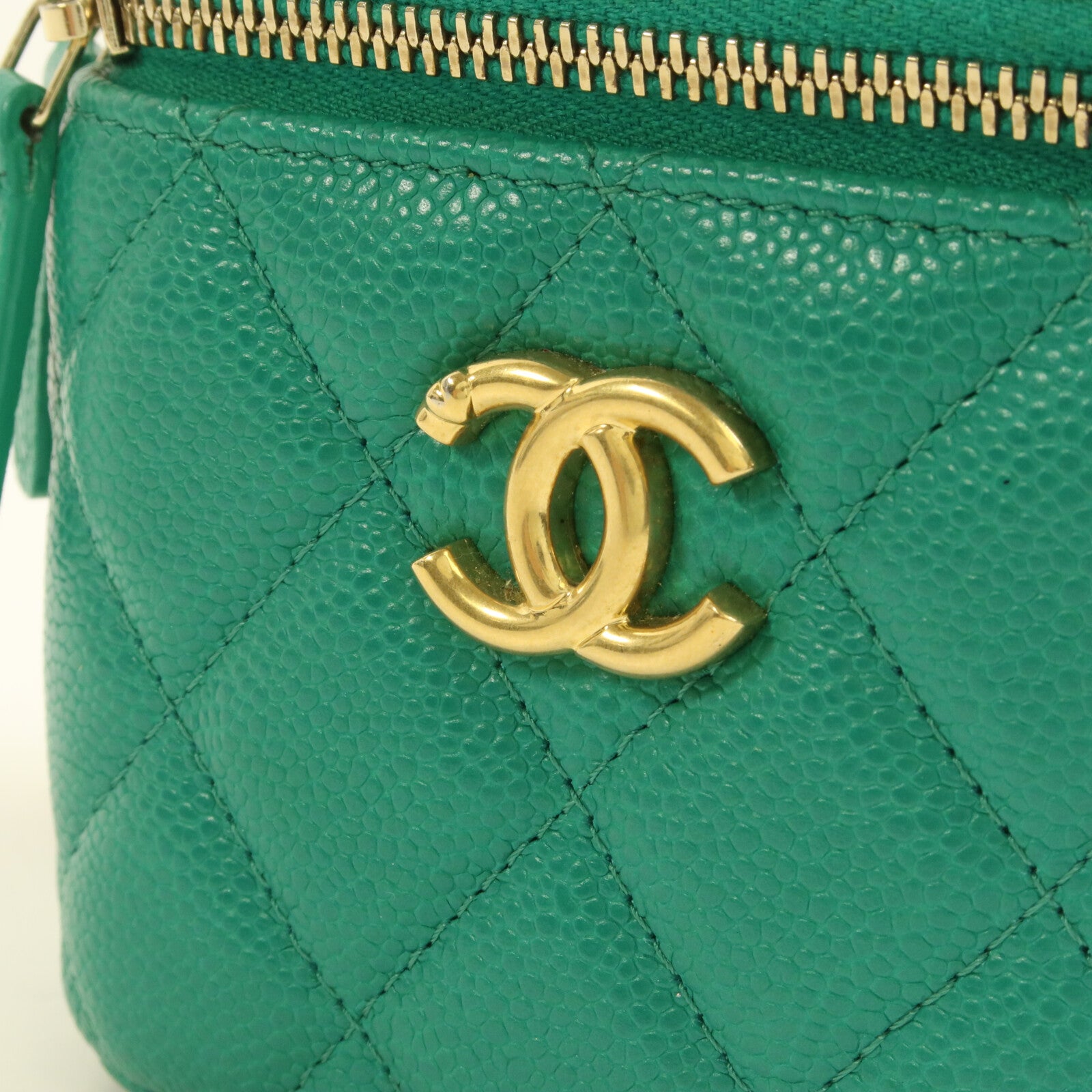 CHANEL 牛皮皮革Vanity Case鏈帶肩背袋