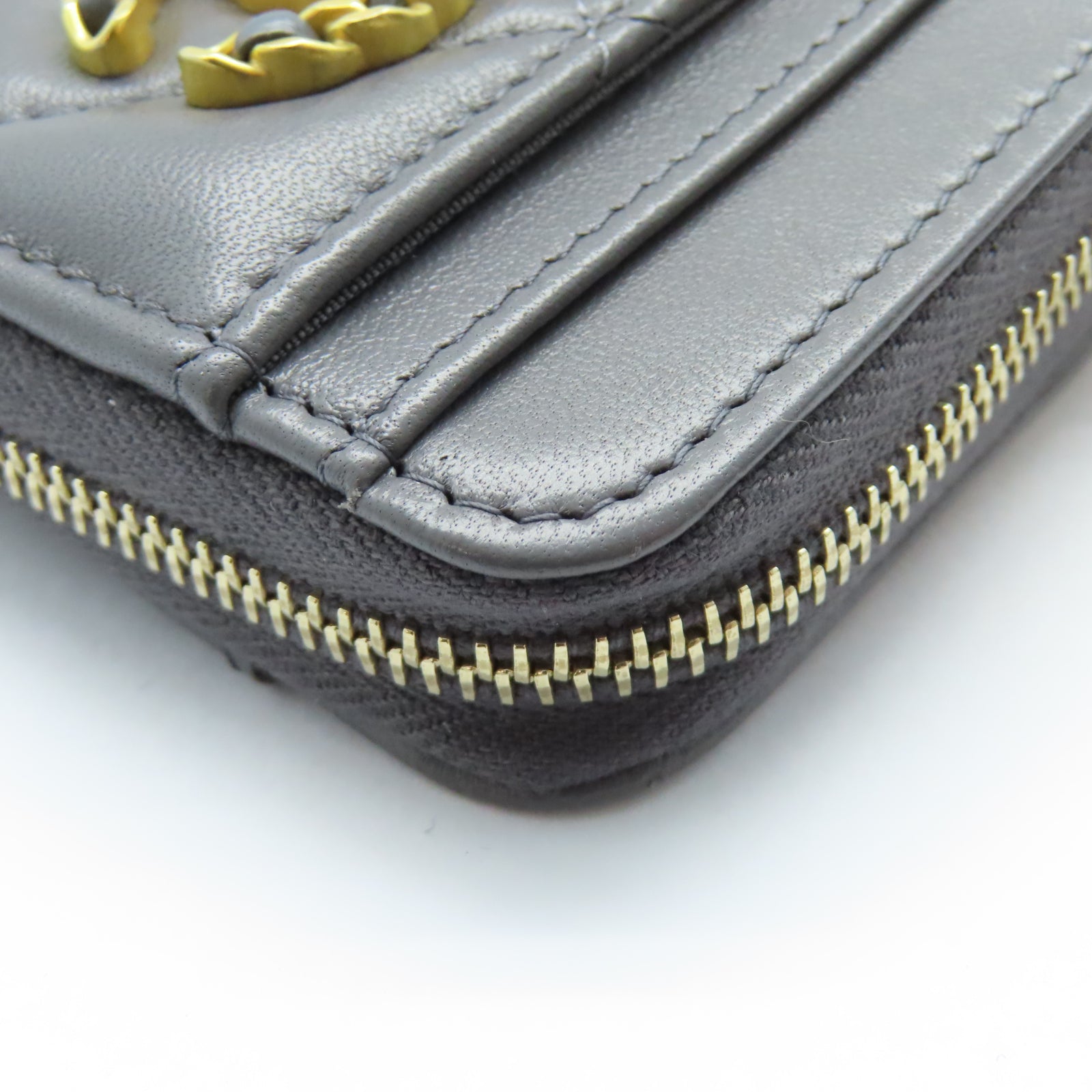 CHANEL 菱格羊皮皮革Card Holder金扣卡片套灰色