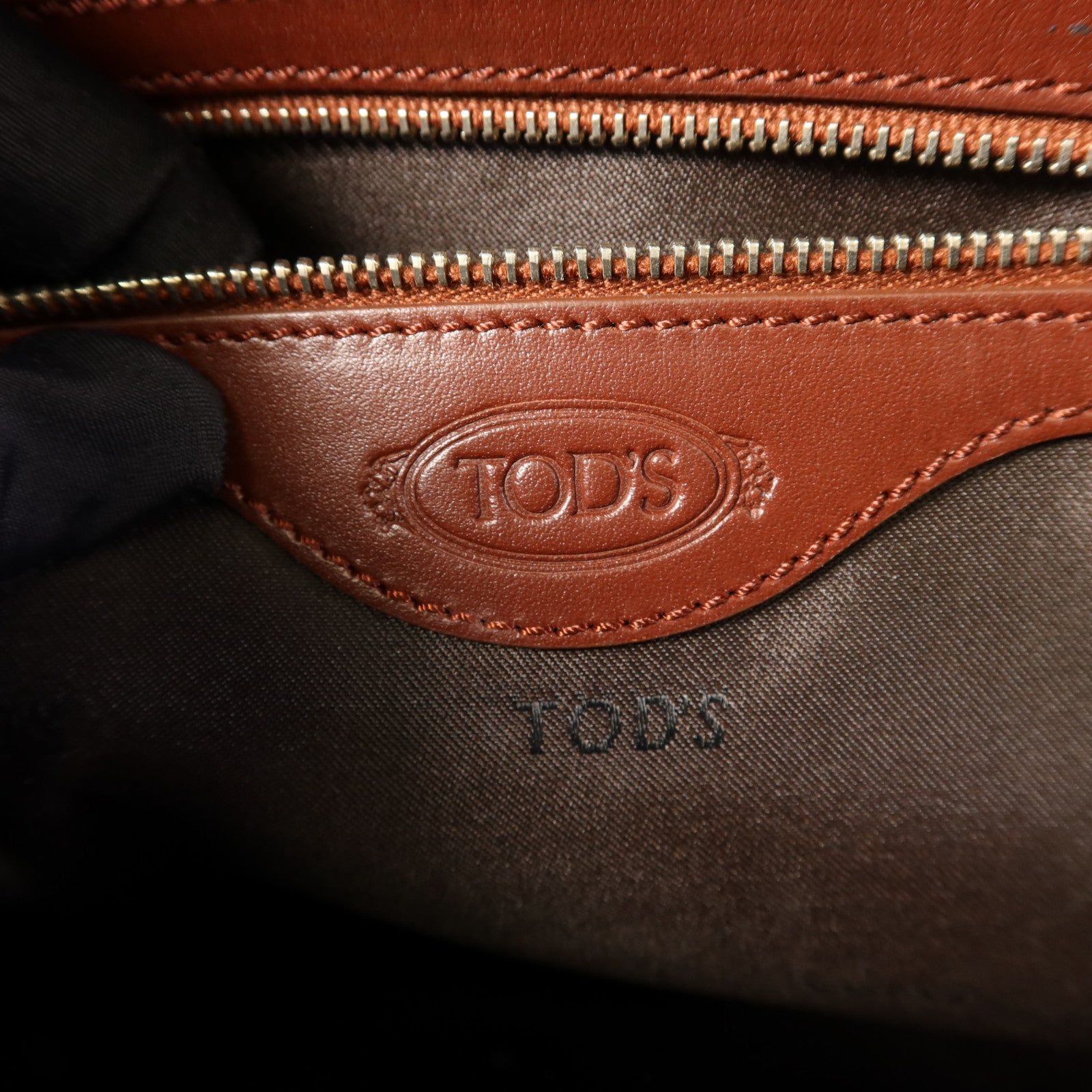 TOD'S 牛皮皮革2 Way Shoulder銀扣手挽肩背兩用袋