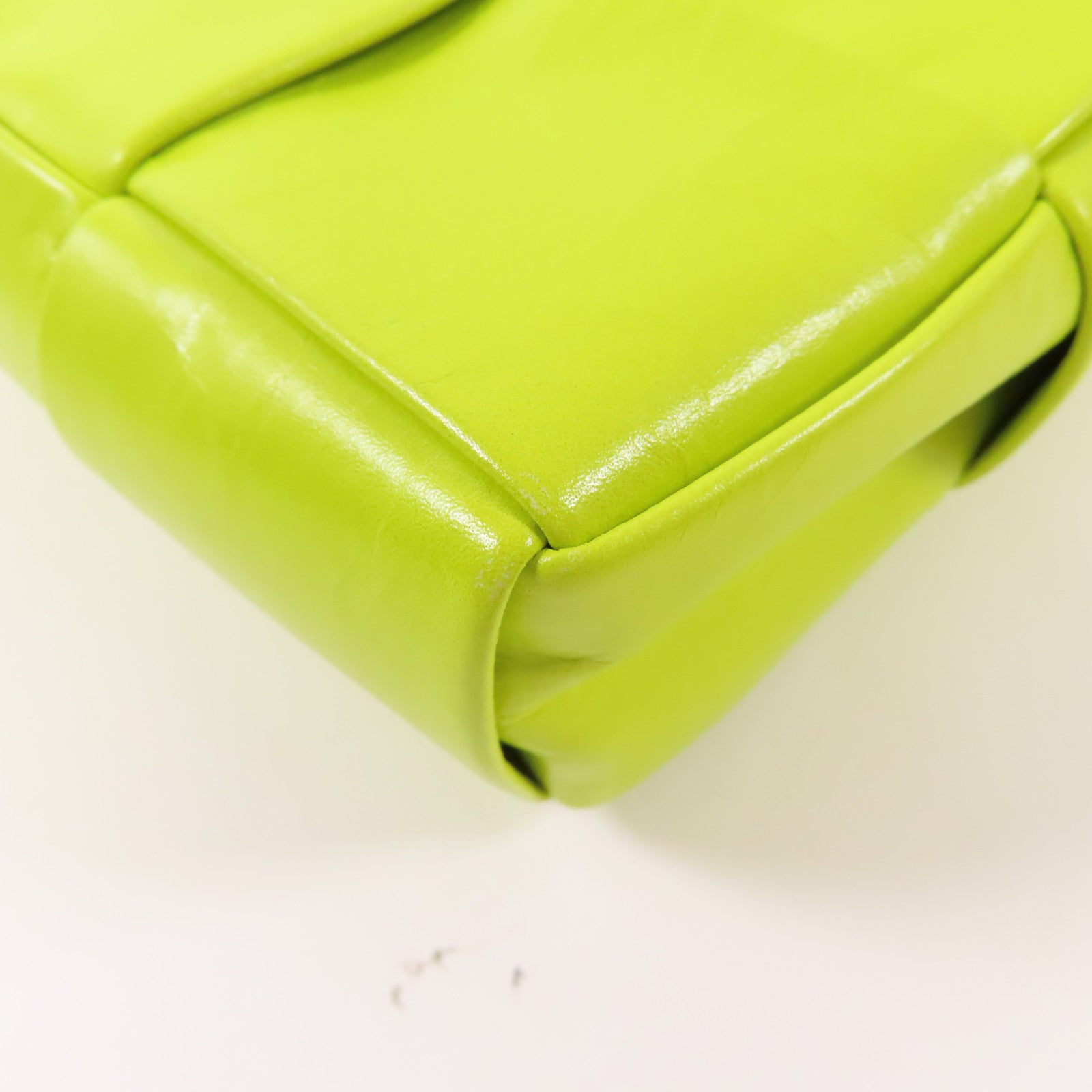 BOTTEGA VENETA 牛皮皮革Cassette Bag肩背袋