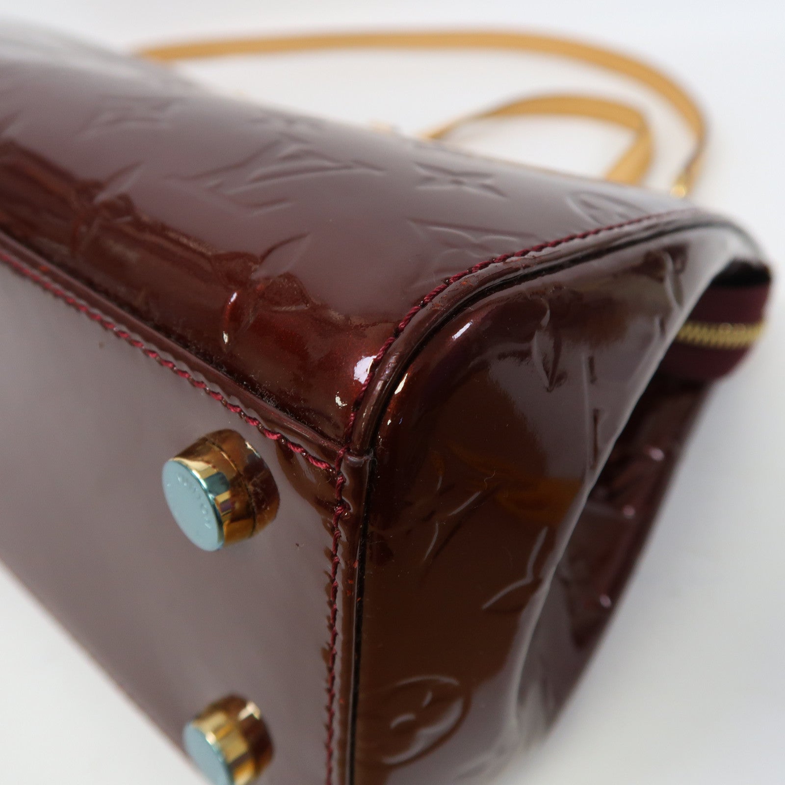 LOUIS VUITTON Monogram Vernis Brea MM金扣手挽肩背兩用袋酒紅色