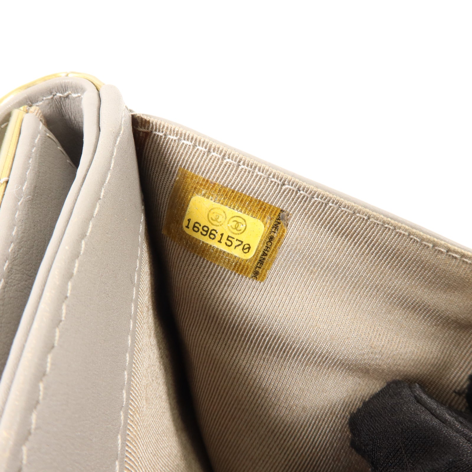 CHANEL 漆皮皮革Bifold Wallet錢包
