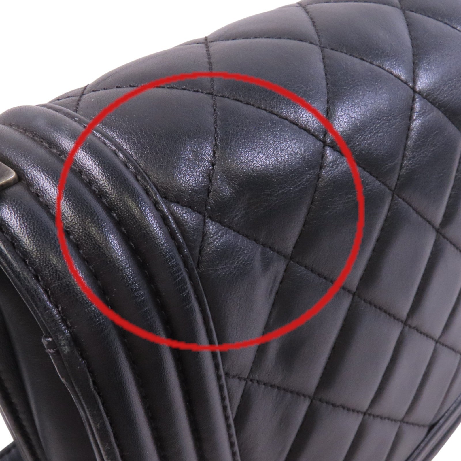 CHANEL 牛皮皮革Boy 28銀扣鏈帶肩背袋