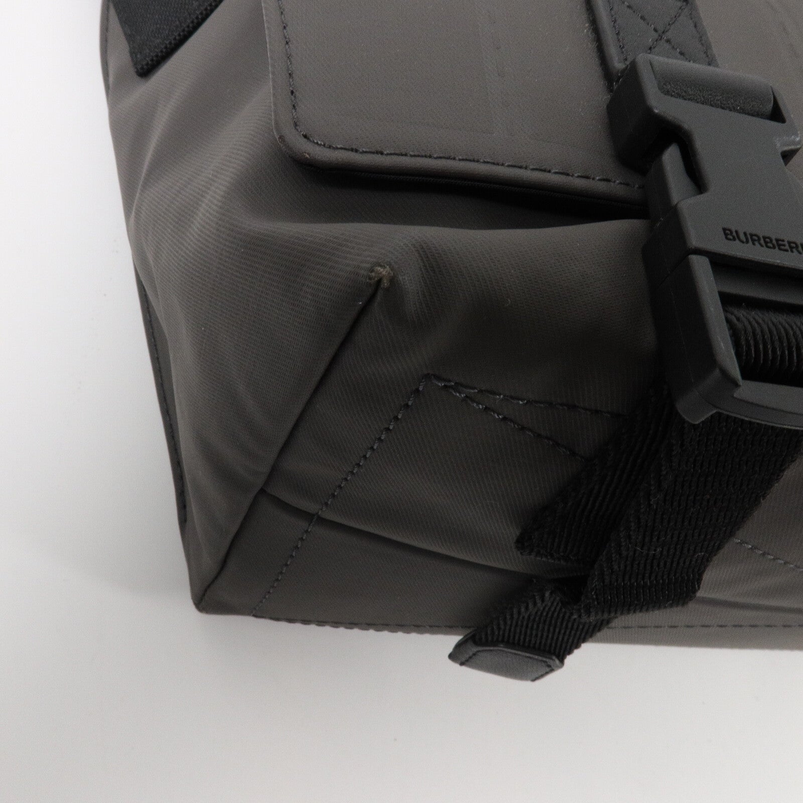 BURBERRY 尼龍Shoulder Bag肩背袋