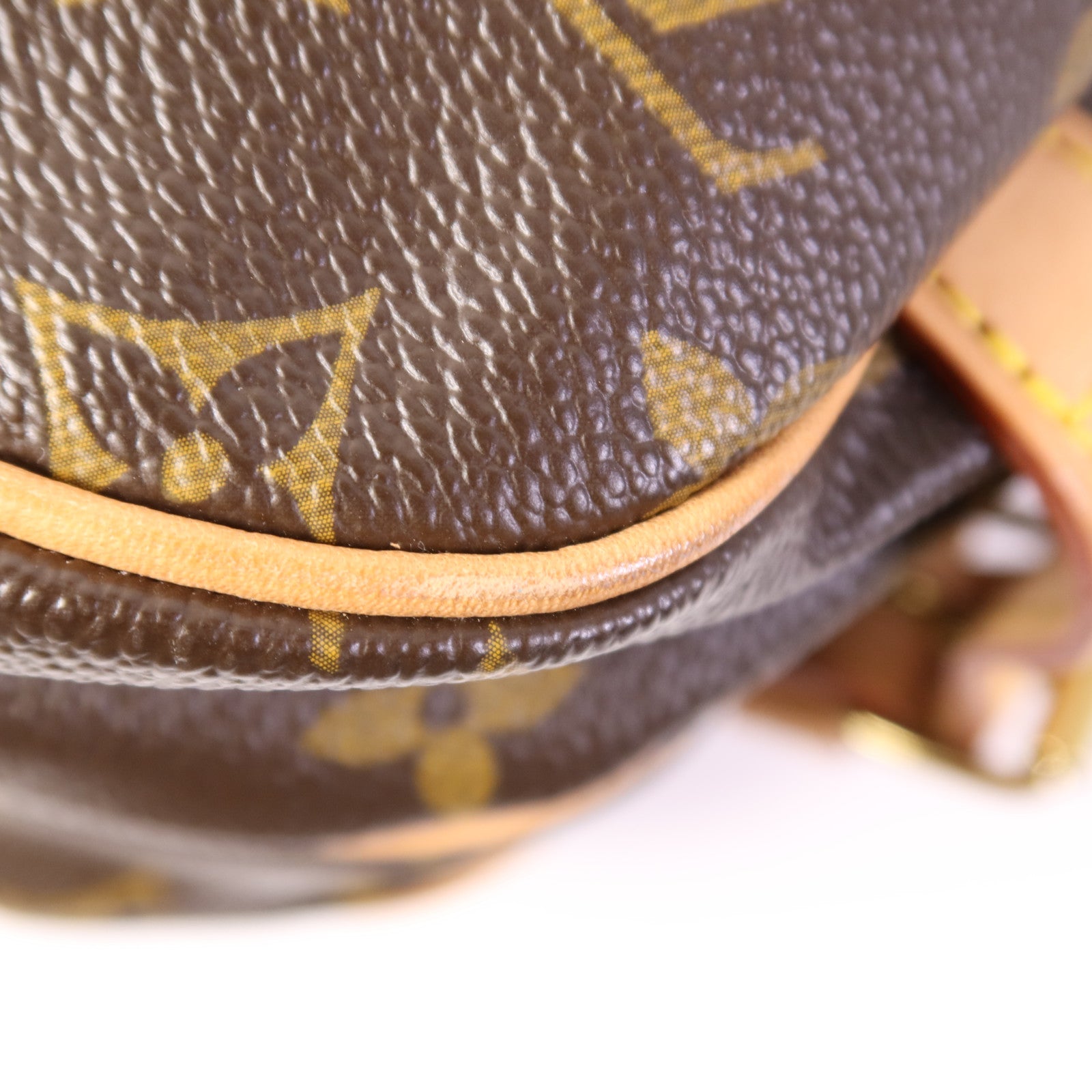 LOUIS VUITTON Monogram Saumur 30金扣肩背袋棕色