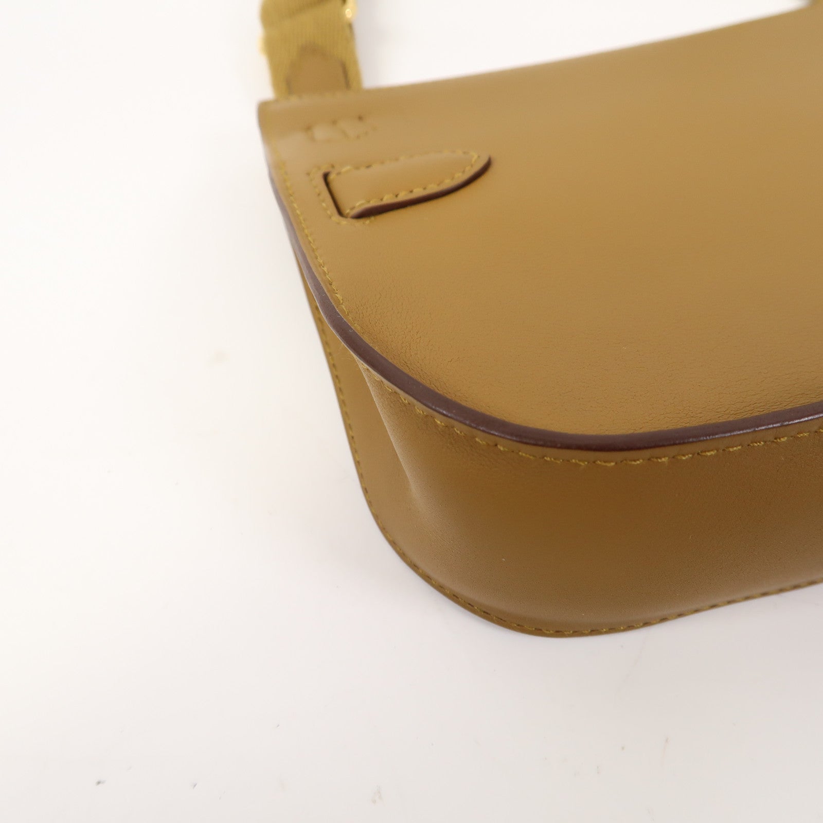 HERMES Swift皮革Mini Jypsiere金扣肩背袋芝麻色