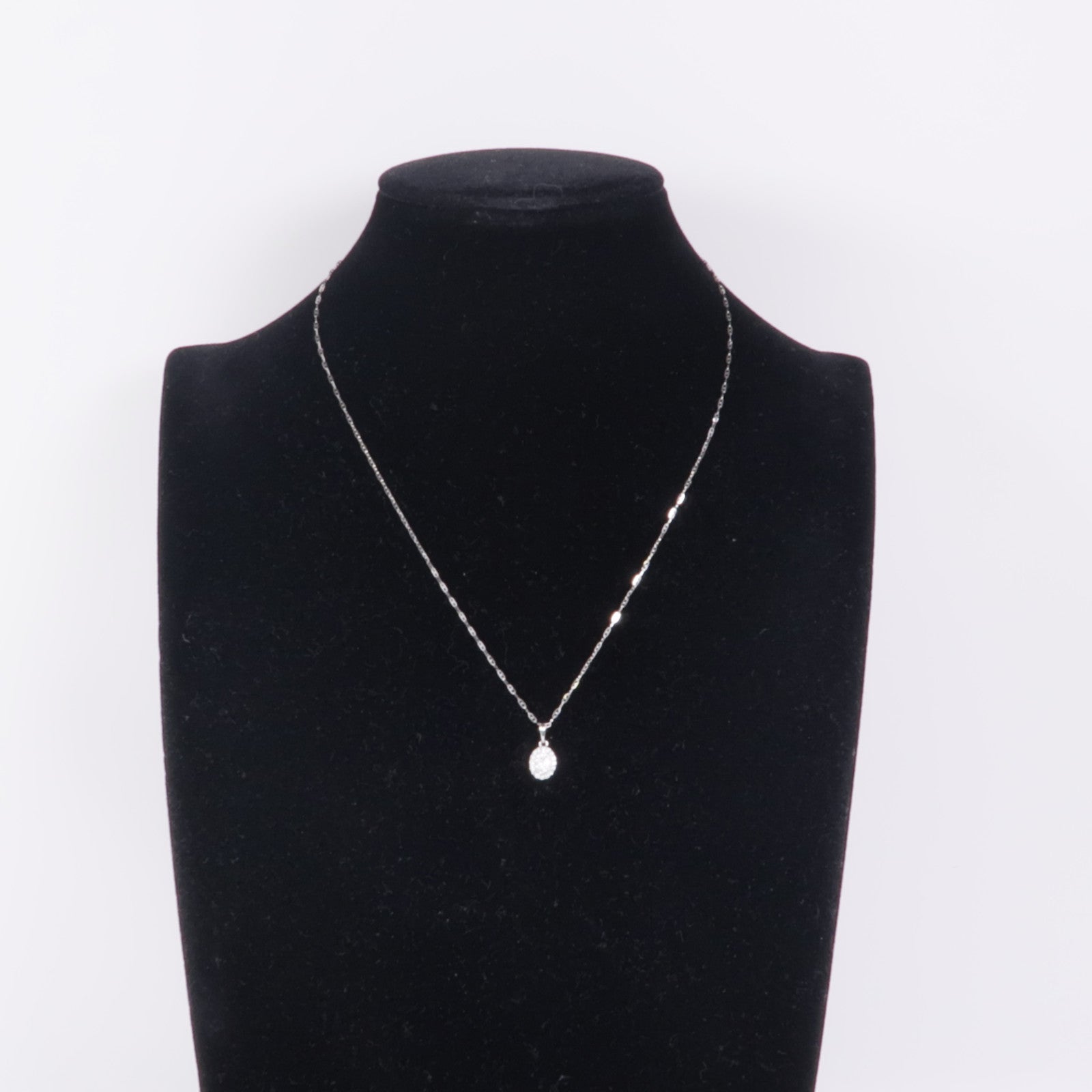 JEWELRY (PRICE DOWN) Diamond Necklace 18K White Gold