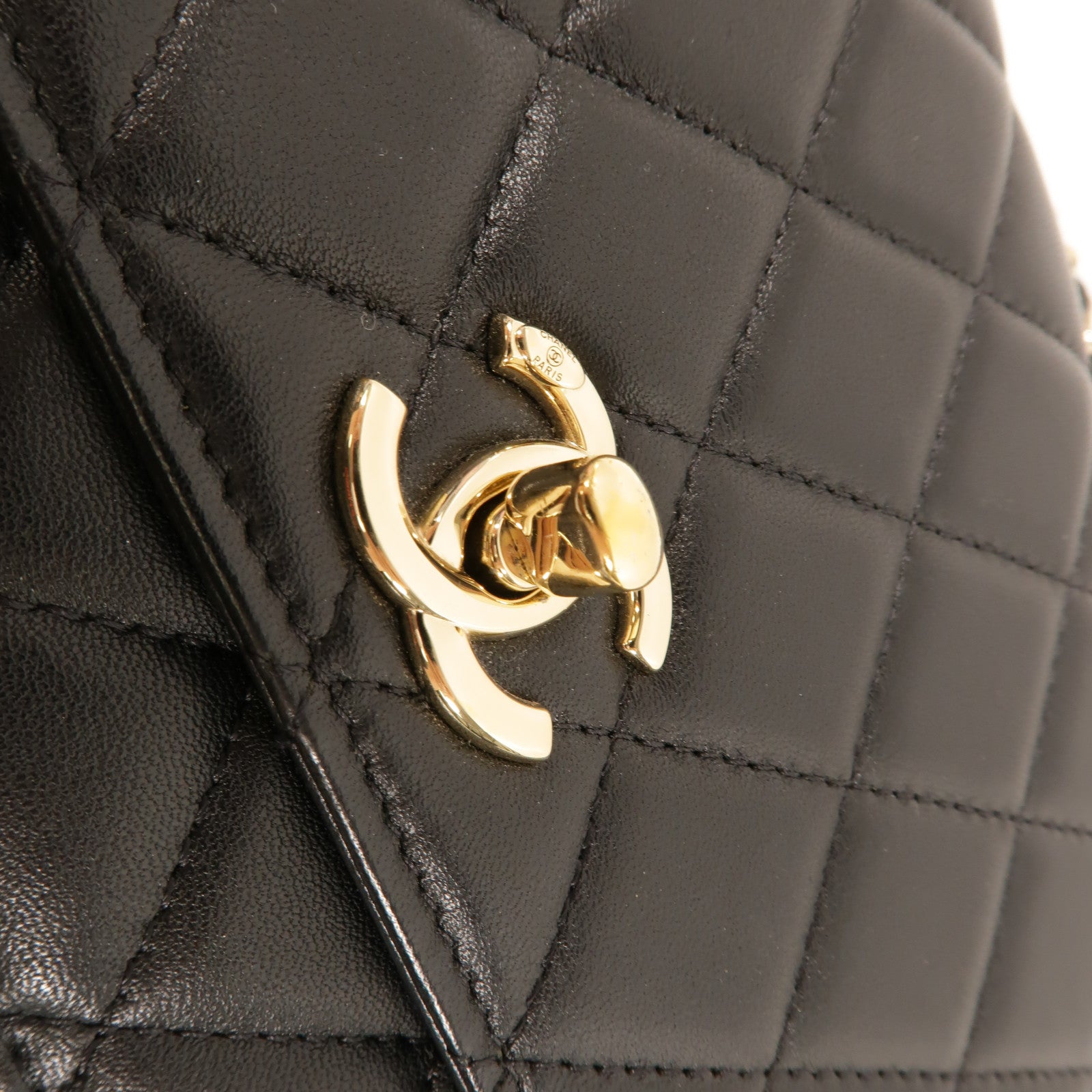 CHANEL 羊皮皮革Trendy Wallet On Chain鏈帶肩背袋