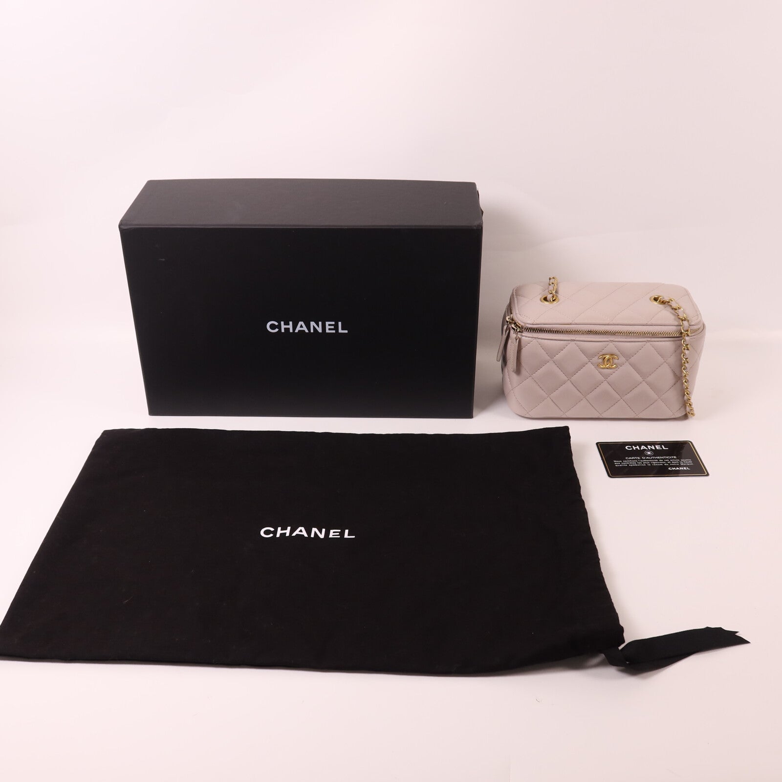 CHANEL 羊皮皮革Gold Ball Vanity Case金扣鏈帶肩背袋