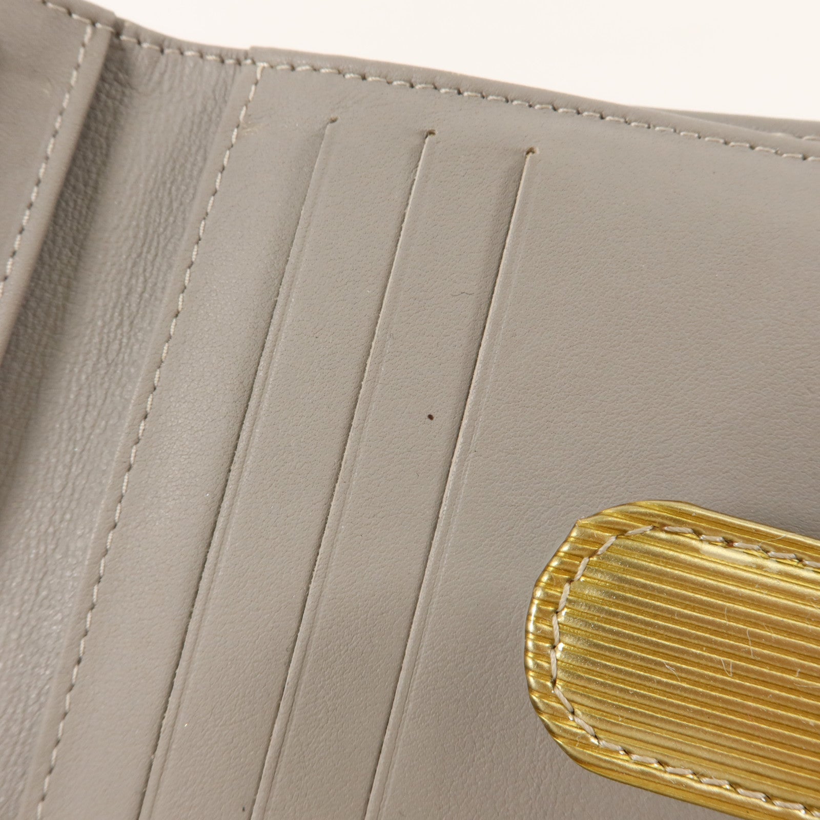 CHANEL 漆皮皮革Bifold Wallet錢包
