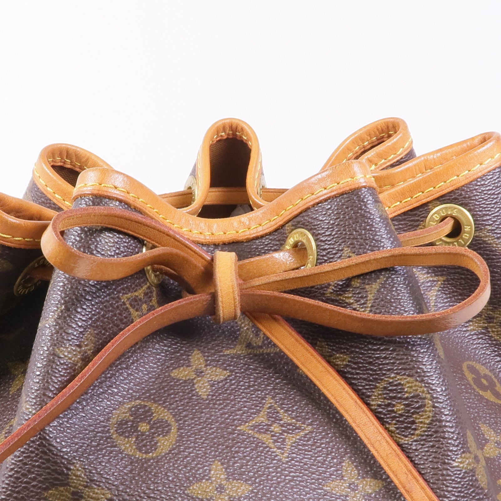 LOUIS VUITTON Monogram Petit Noe金扣肩背袋棕色