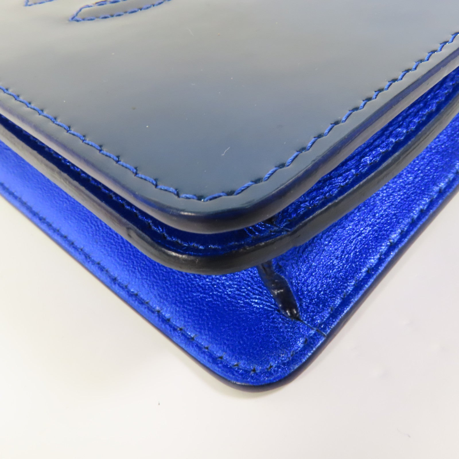 CHANEL 漆皮皮革Chain Shoulder銀扣鏈帶肩背袋