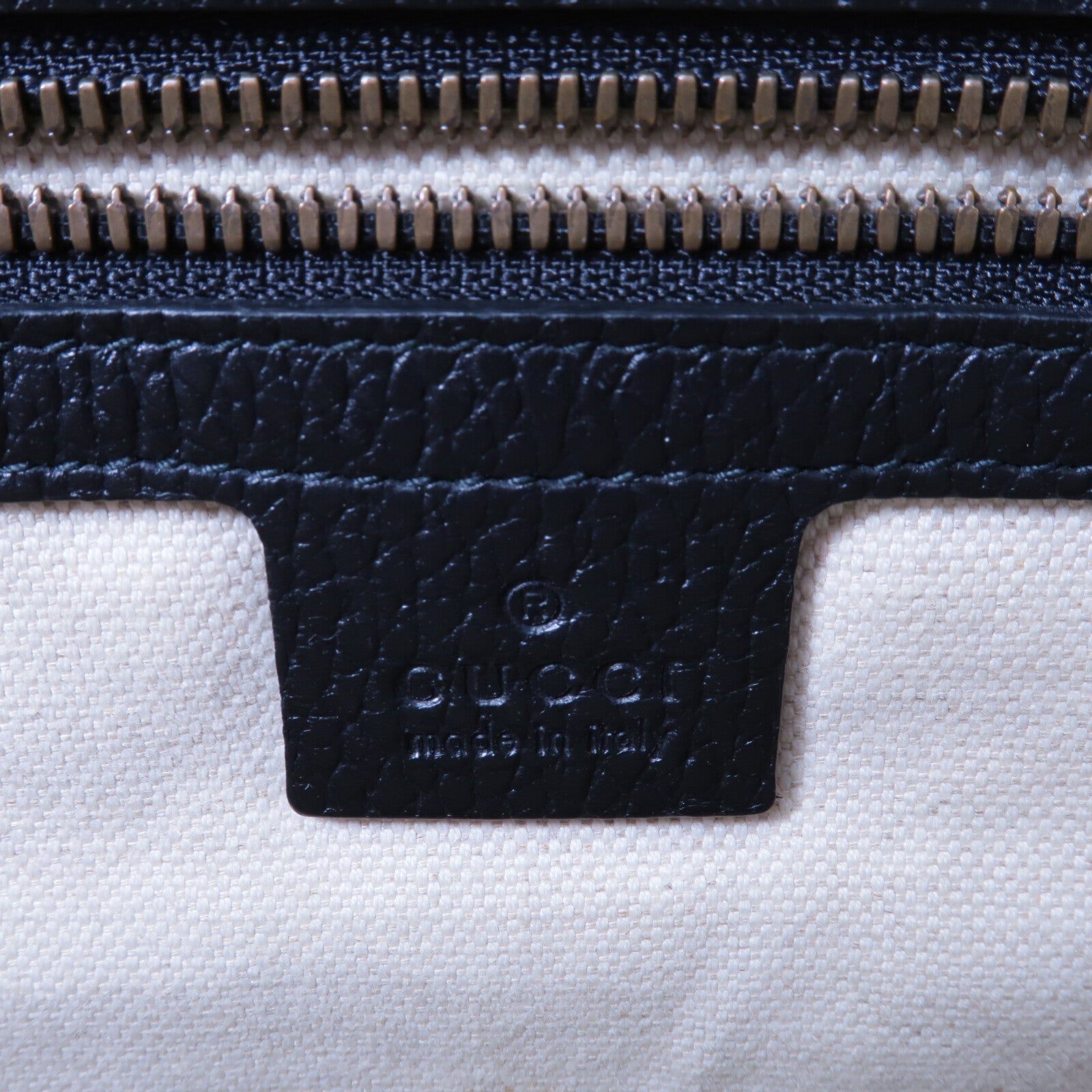 GUCCI 牛皮皮革Logo Print Messenger Bag肩背袋