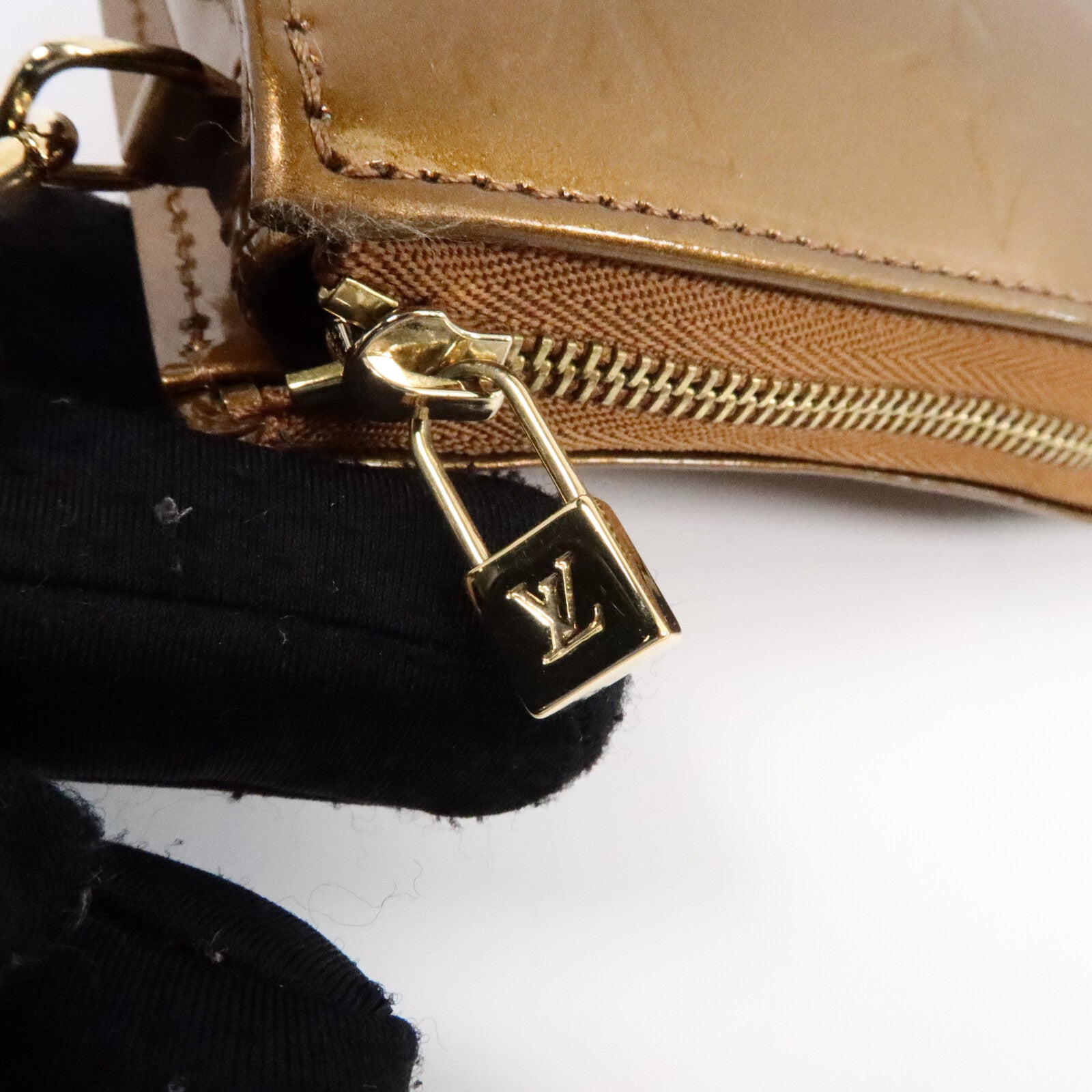 LOUIS VUITTON Monogram Vernis Lexington Pouch手拿包
