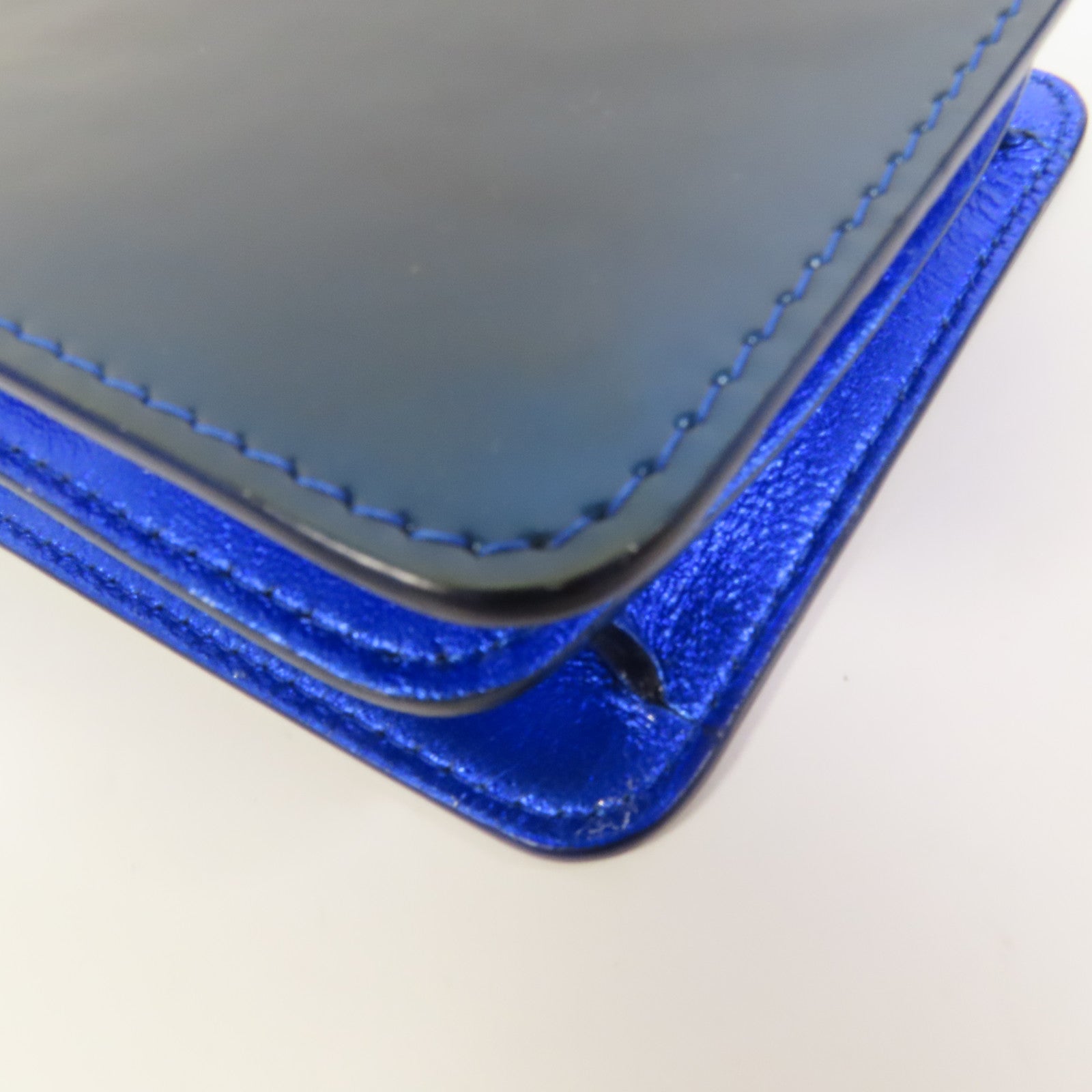 CHANEL 漆皮皮革Chain Shoulder銀扣鏈帶肩背袋