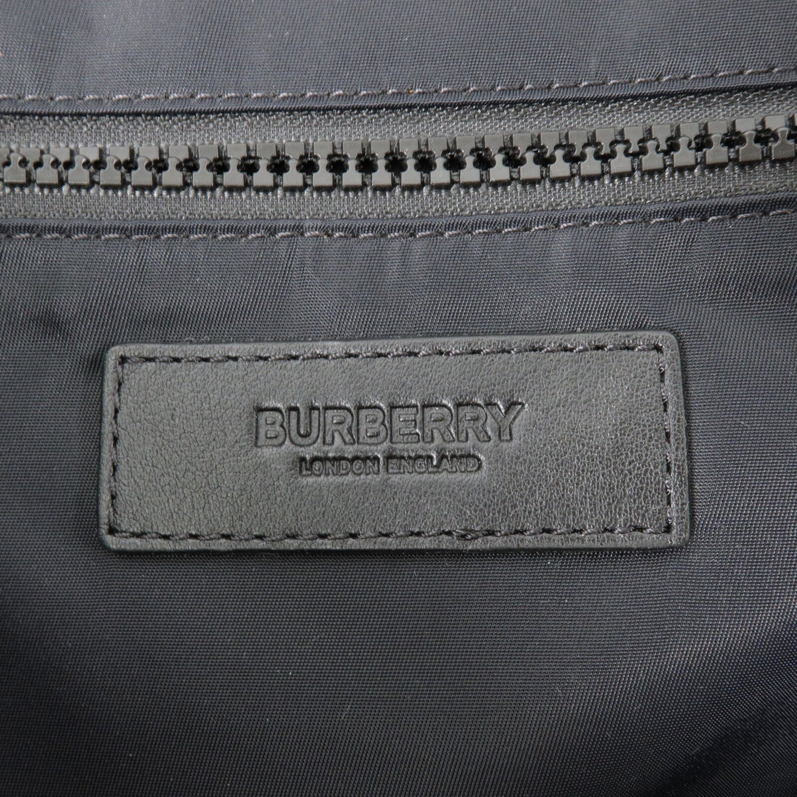 BURBERRY 尼龍Shoulder Bag肩背袋