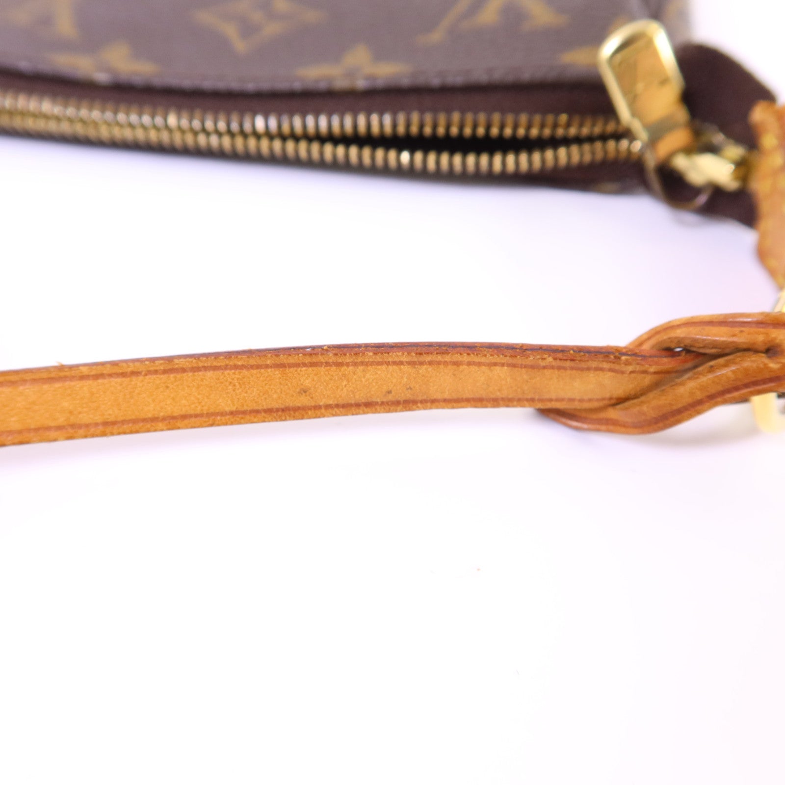 LOUIS VUITTON Monogram Pochette Accessoires金扣手挽袋棕色