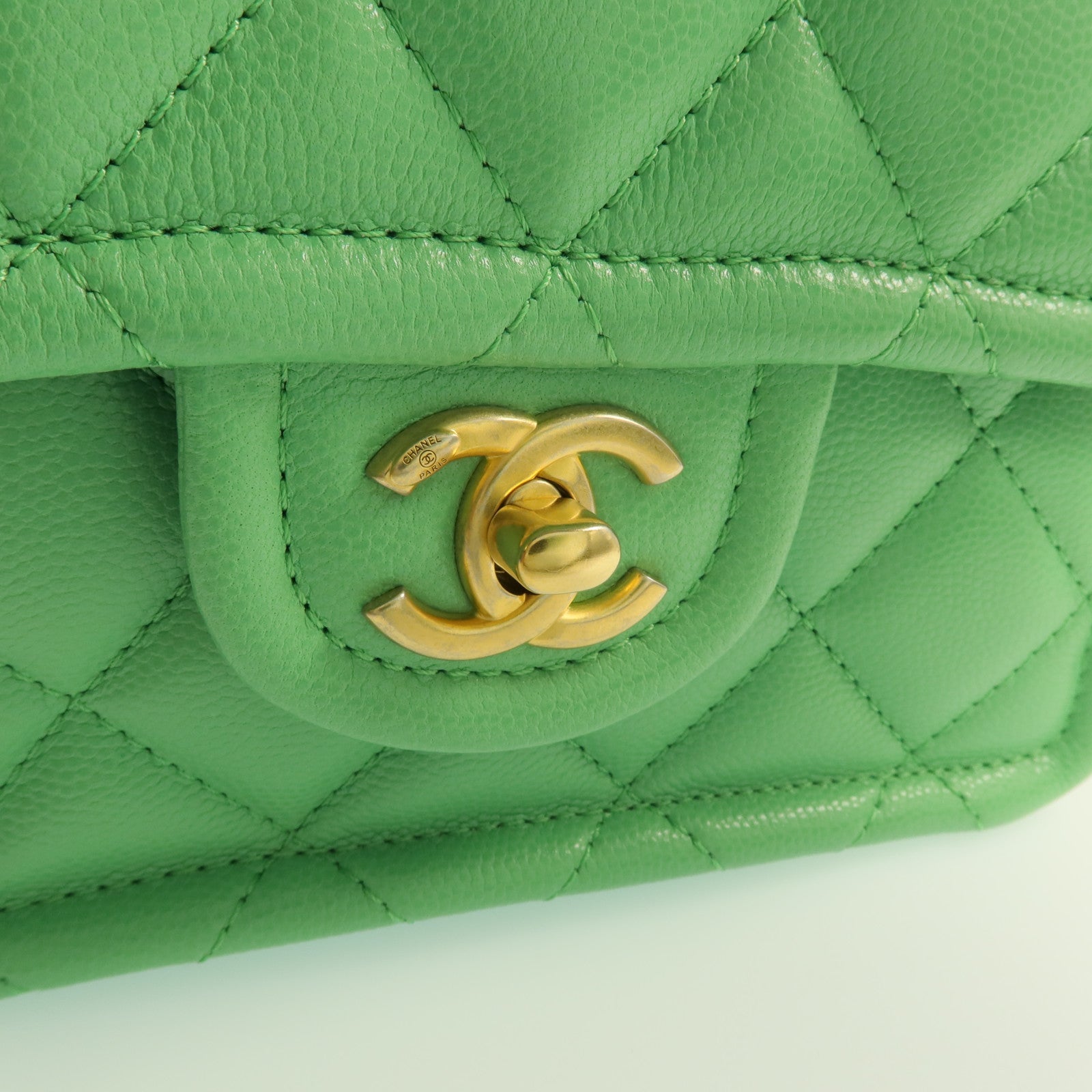 CHANEL 牛皮皮革Chain Shoulder金扣肩背包