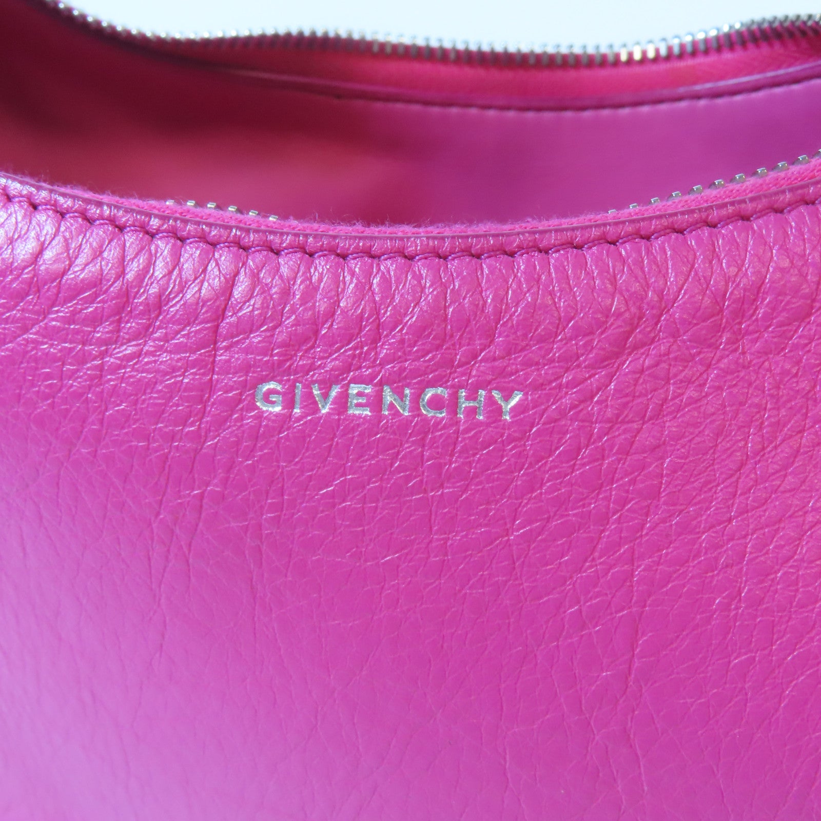 GIVENCHY 牛皮皮革Small Moon Cut Out Bag銀扣鏈帶手挽肩背兩用袋粉紅色