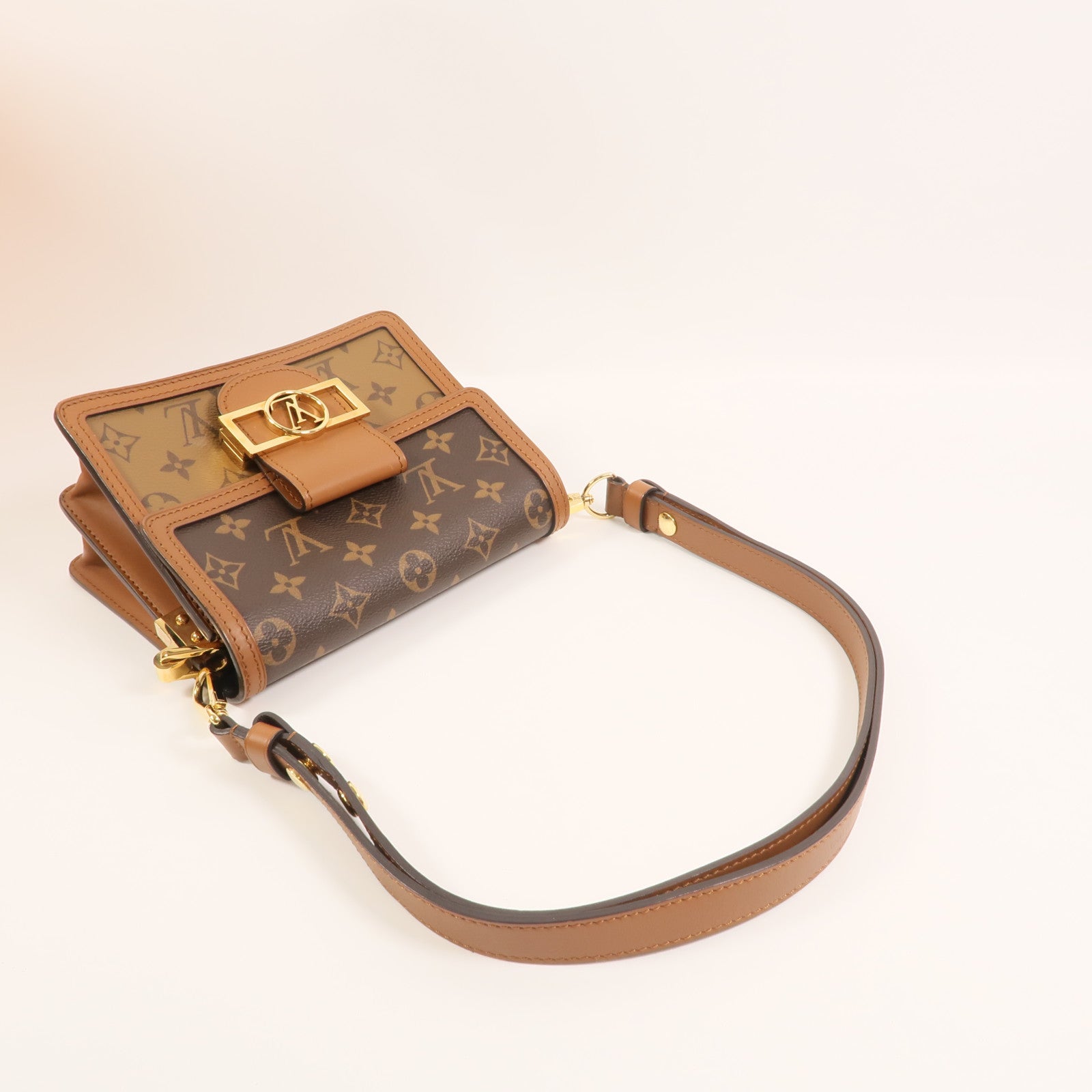 LOUIS VUITTON Monogram Reverse Mini Dauphine肩背袋