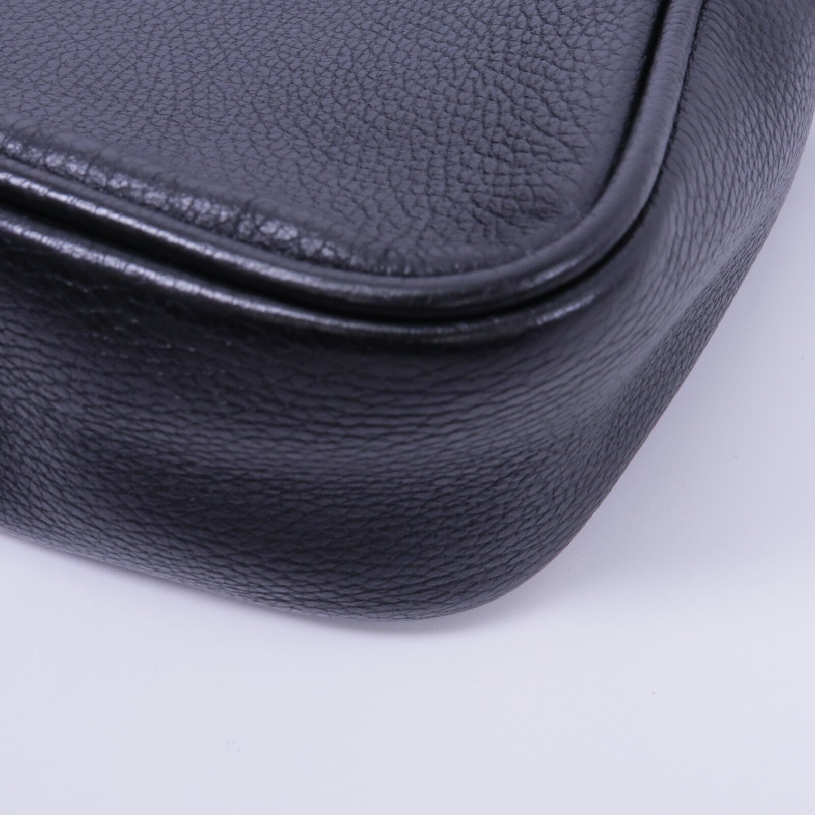 GUCCI 牛皮皮革Logo Print Messenger Bag肩背袋