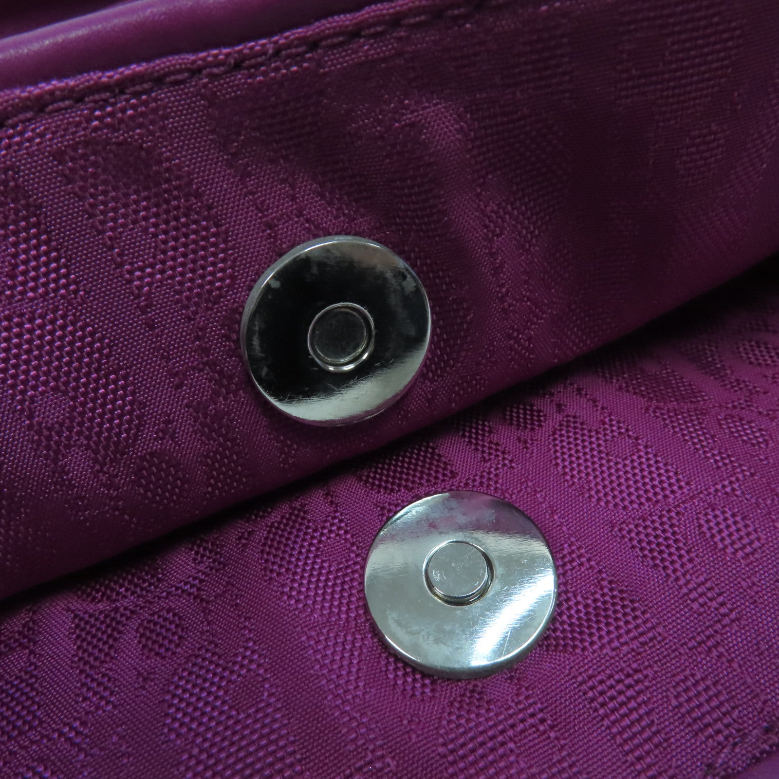 Dior 尼龍Logo Bow銀扣肩背袋紫色