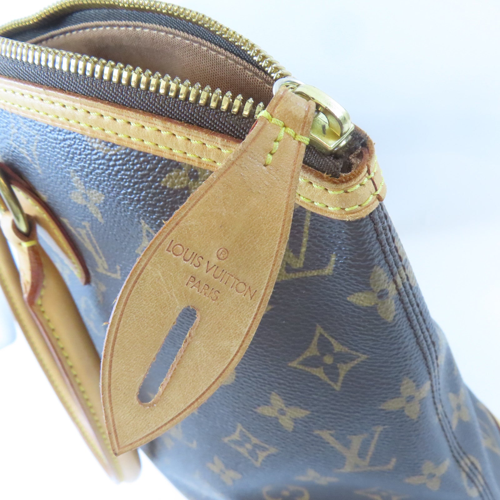 LOUIS VUITTON (PRICE DOWN) LV GHW Lockit Horizontal Shoulder Handbag M40104 Monogram Brown