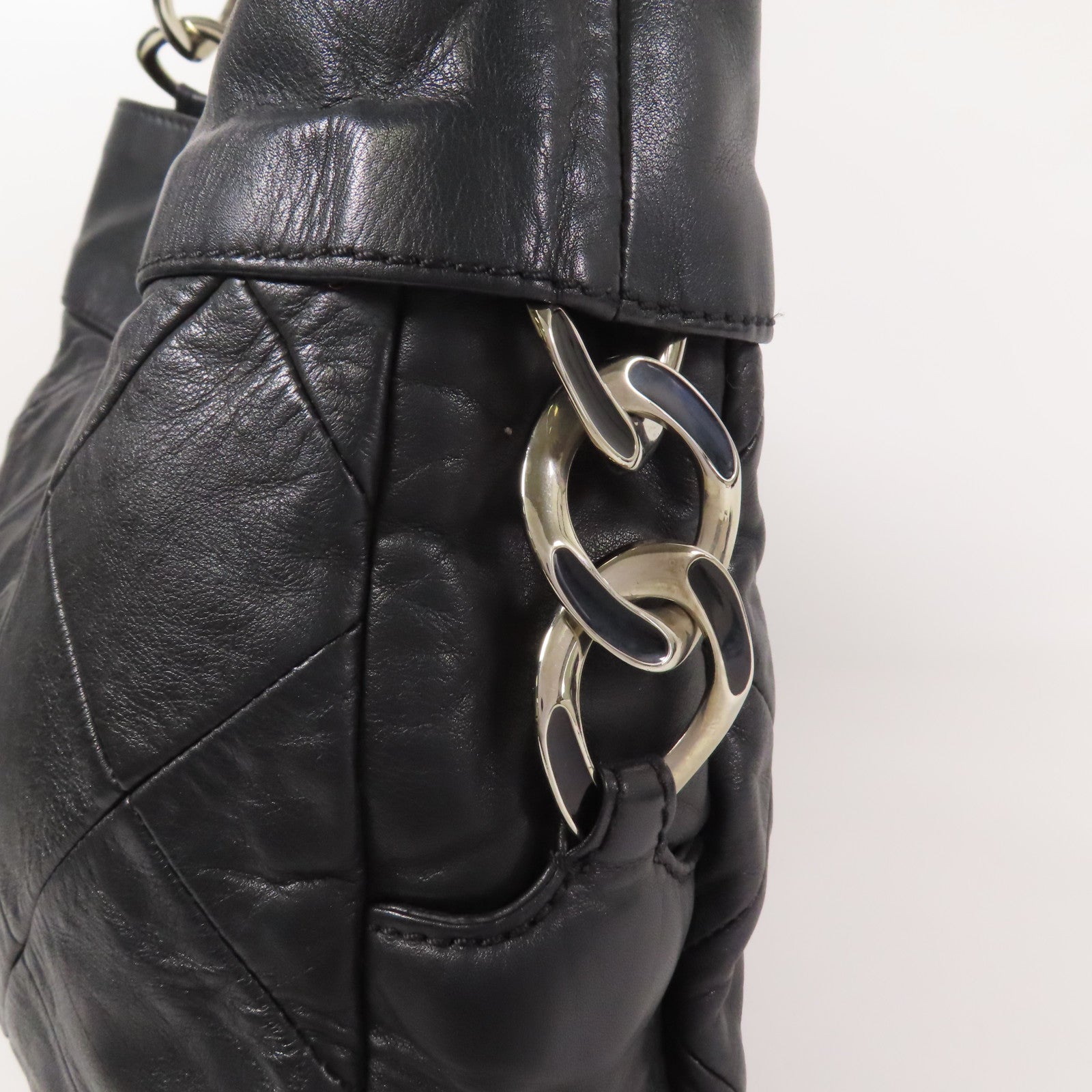 CHANEL 牛皮皮革Shoulder Bag銀扣肩背袋